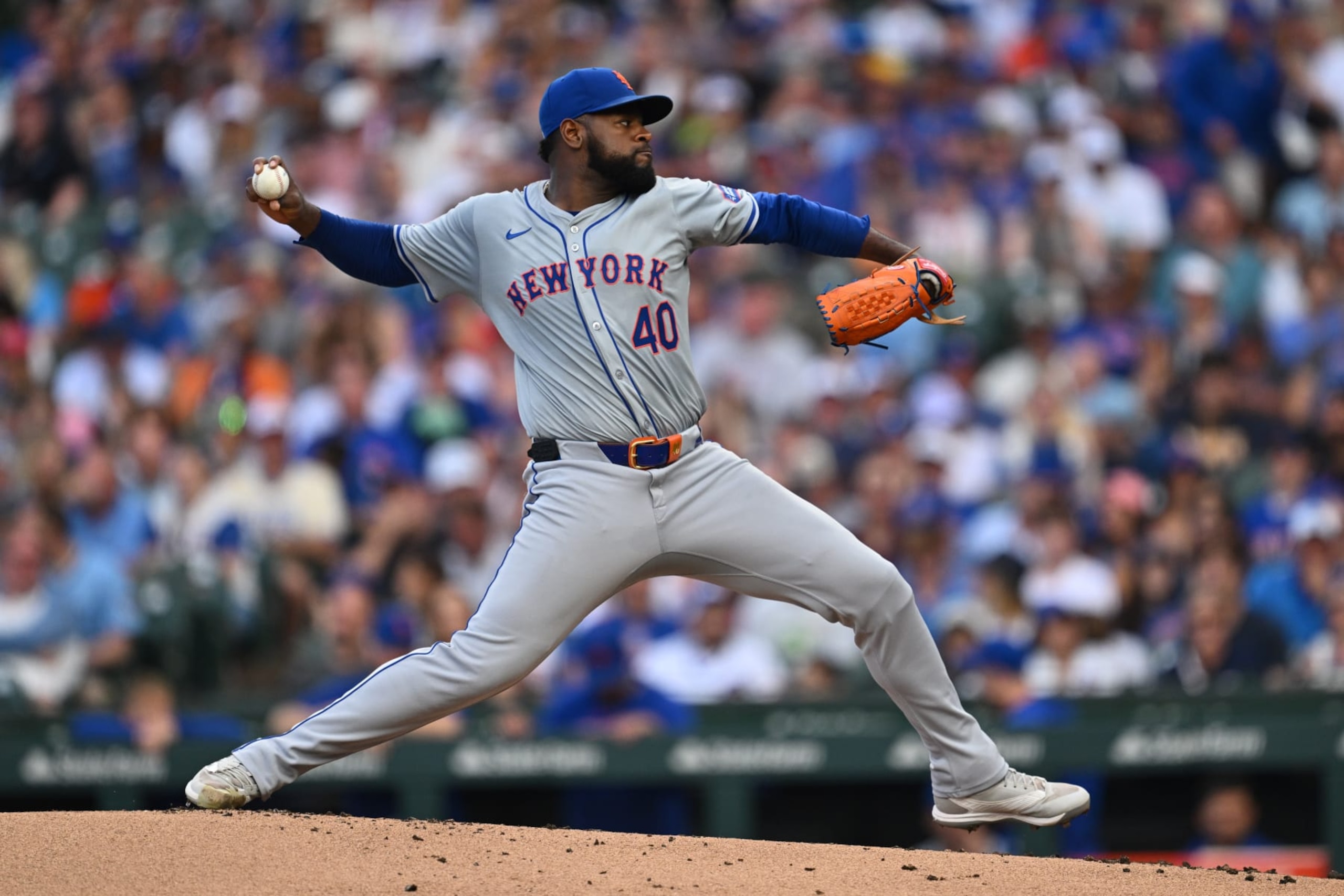 CHICAGO, IL - JUNE 23: Luis Severino #40 of the New York Mets pitches in the first inning against the Chicago Cubs at Wrigley Field on June 23, 2024 in Chicago, Illinois. (Photo by Jamie Sabau/Getty Images) CHICAGO, IL - JUNE 23: Luis Severino #40 of the New York Mets pitches in the first inning against the Chicago Cubs at Wrigley Field on June 23, 2024 in Chicago, Illinois. (Photo by Jamie Sabau/Getty Images)