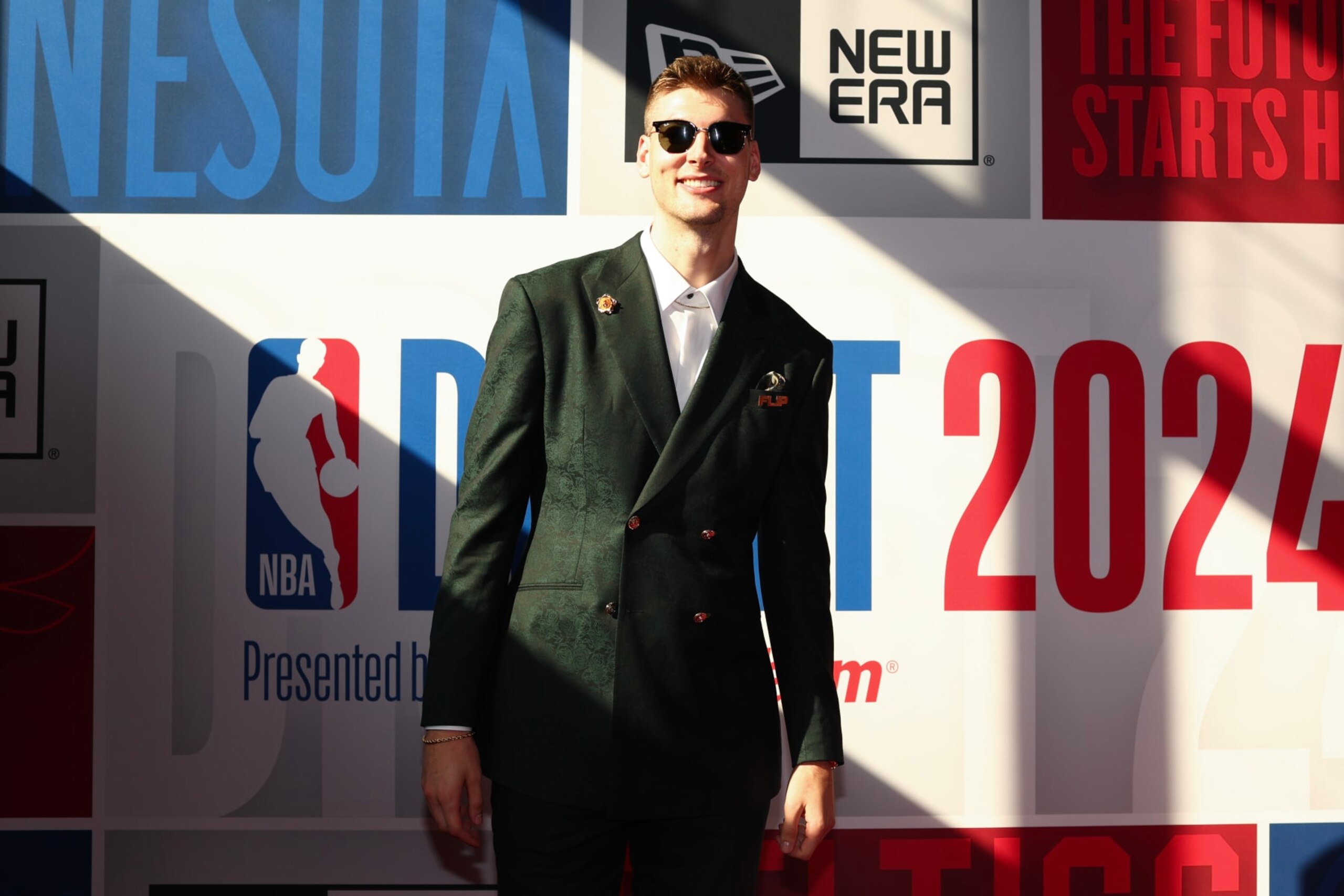 NEW YORK, NEW YORK - JUNE 26: Kyle Filipowski arrives prior to the first round of the 2024 NBA Draft at Barclays Center on June 26, 2024 in the Brooklyn borough of New York City. NOTE TO USER: User expressly acknowledges and agrees that, by downloading and or using this photograph, User is consenting to the terms and conditions of the Getty Images License Agreement. (Photo by Sarah Stier/Getty Images) NEW YORK, NEW YORK - JUNE 26: Kyle Filipowski arrives prior to the first round of the 2024 NBA Draft at Barclays Center on June 26, 2024 in the Brooklyn borough of New York City. NOTE TO USER: User expressly acknowledges and agrees that, by downloading and or using this photograph, User is consenting to the terms and conditions of the Getty Images License Agreement. (Photo by Sarah Stier/Getty Images)