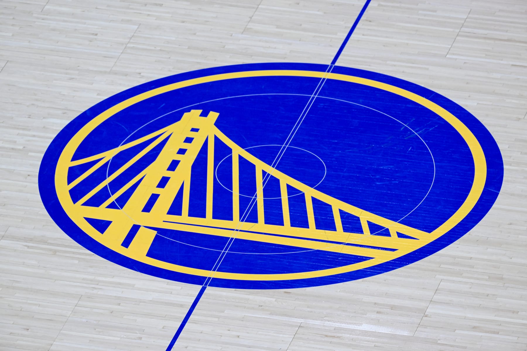SAN FRANCISCO, CA - MARCH 18: A view of logo of Golden State Warriors on the court during NBA game between New York Knicks and Golden State Warriors at Chase Center on March 18, 2024 in San Francisco, California, United States. (Photo by Tayfun Coskun/Anadolu via Getty Images)