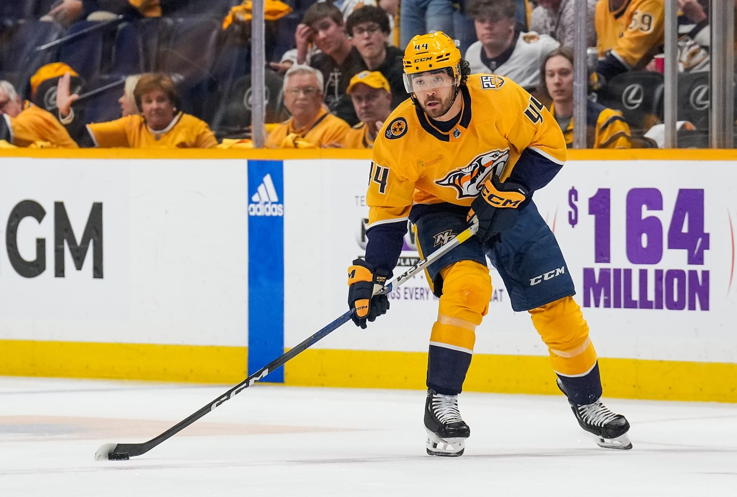 NASHVILLE, TENNESSEE - APRIL 28: Kiefer Sherwood #44 of the Nashville Predators skates against the Vancouver Canucks in Game Four of the First Round of the 2024 Stanley Cup Playoffs at Bridgestone Arena on April 28, 2024 in Nashville, Tennessee. (Photo by John Russell/NHLI via Getty Images)