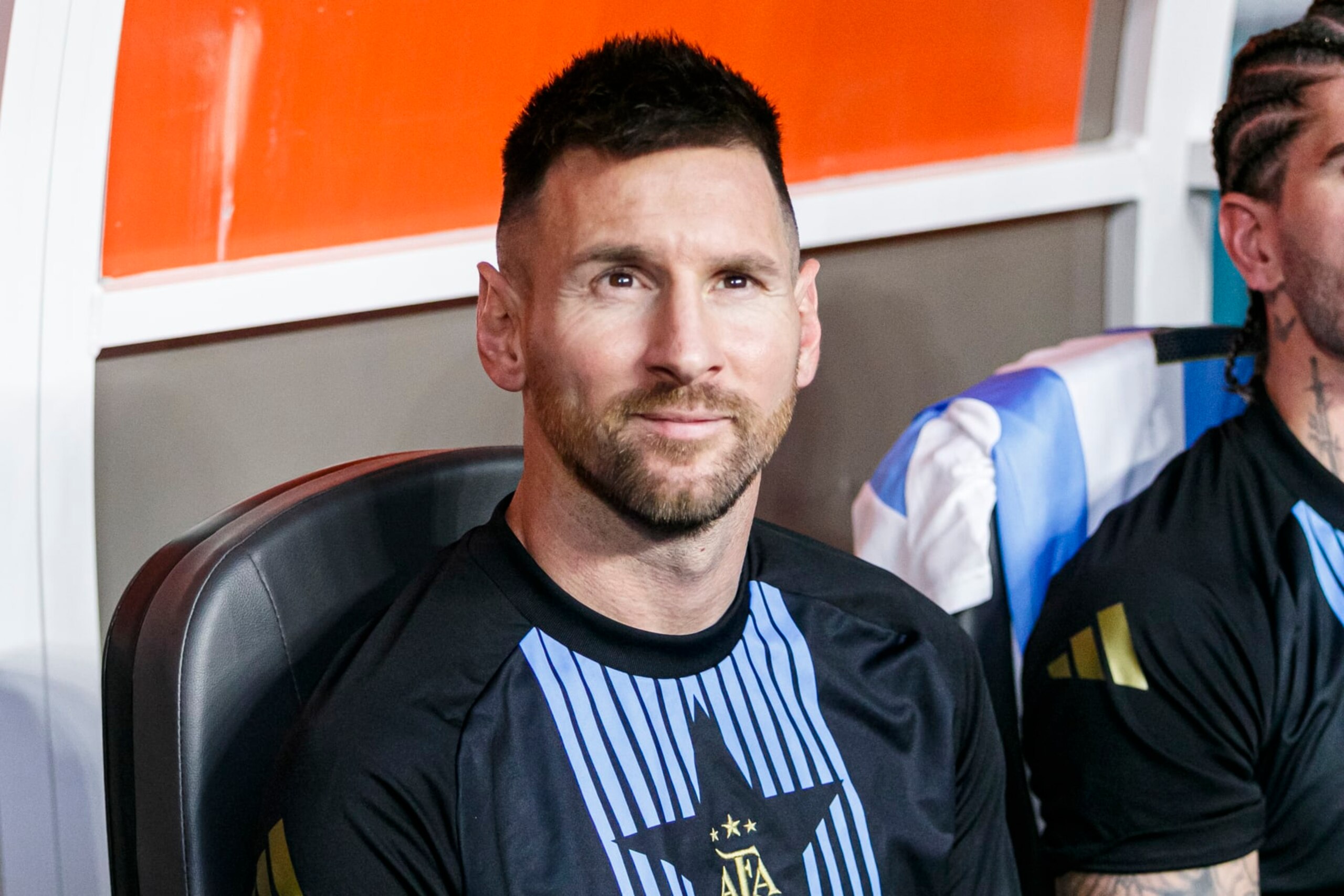 MIAMI GARDENS, FLORIDA - JUNE 29: Lionel Messi of Argentina on the bench prior to the CONMEBOL Copa America USA Group Stage match between Argentina and Peru at Hard Rock Stadium on June 29, 2024 in Miami Gardens, Florida. (Photo by Carlos Sipán/Eurasia Sport Images/Getty Images)