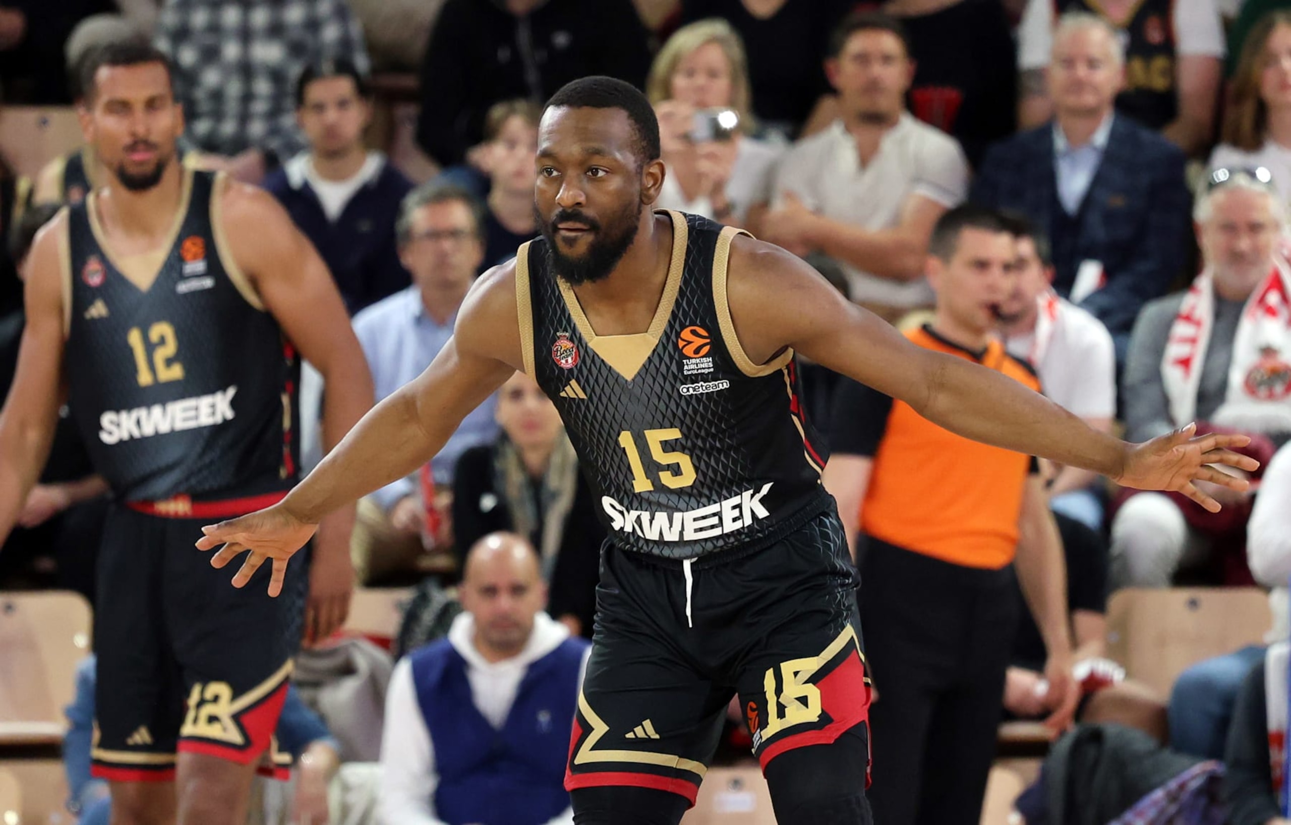 MONTE CARLO, FRANCE - APRIL 11: Kemba Walker, #15 of AS Monacoduring the Turkish Airlines EuroLeague Regular Season Round 34 match between AS Monaco and FC Bayern Munich at Salle Gaston Medecin on April 11, 2024 in Monte Carlo, France. (Photo by Alfonso Cannavacciuolo/Euroleague Basketball via Getty Images)