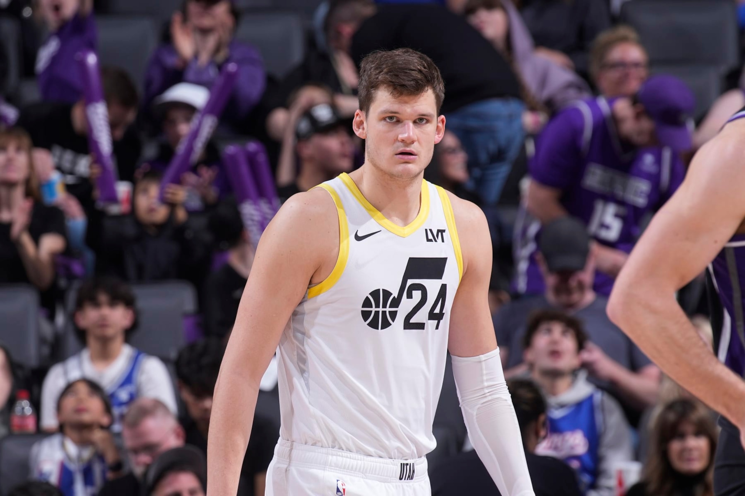 SACRAMENTO, CA - MARCH 31: Walker Kessler #24 of the Utah Jazz looks on during the game against the Sacramento Kings on March 31, 2024 at Golden 1 Center in Sacramento, California. NOTE TO USER: User expressly acknowledges and agrees that, by downloading and or using this photograph, User is consenting to the terms and conditions of the Getty Images Agreement. Mandatory Copyright Notice: Copyright 2024 NBAE (Photo by Rocky Widner/NBAE via Getty Images)