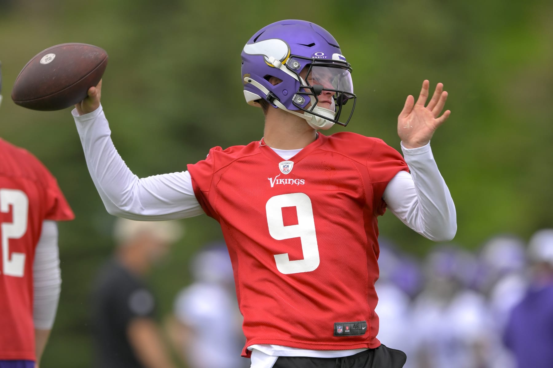 EAGAN, MN - JUNE 05: Minnesota Vikings quarterback J.J. McCarthy (9) makes a pass during Minnesota Vikings Minicamp on June 5, 2024, at TCO Performance Center in Eagan, MN.(Photo by Nick Wosika/Icon Sportswire via Getty Images)