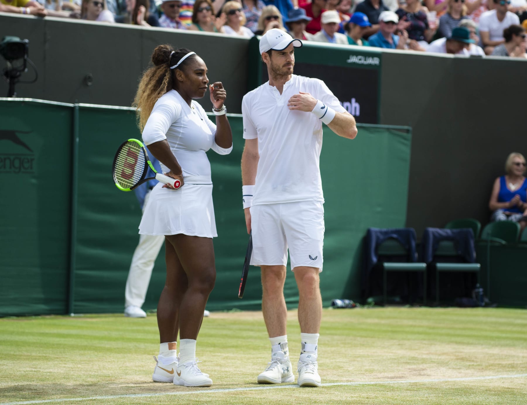 10/07/19 WIMBLEDON MIXED DOUBLES THIRD ROUND.ANDY MURRAY/SERENA WILLIAMS v BRUNO SOARES/NICOLE MELICHAR.WIMBLEDON - LONDON.Andy Murray and Serena Williams in action against Bruno Soares and Nicole Melichar   (Photo by Bill Murray/SNS Group via Getty Images)