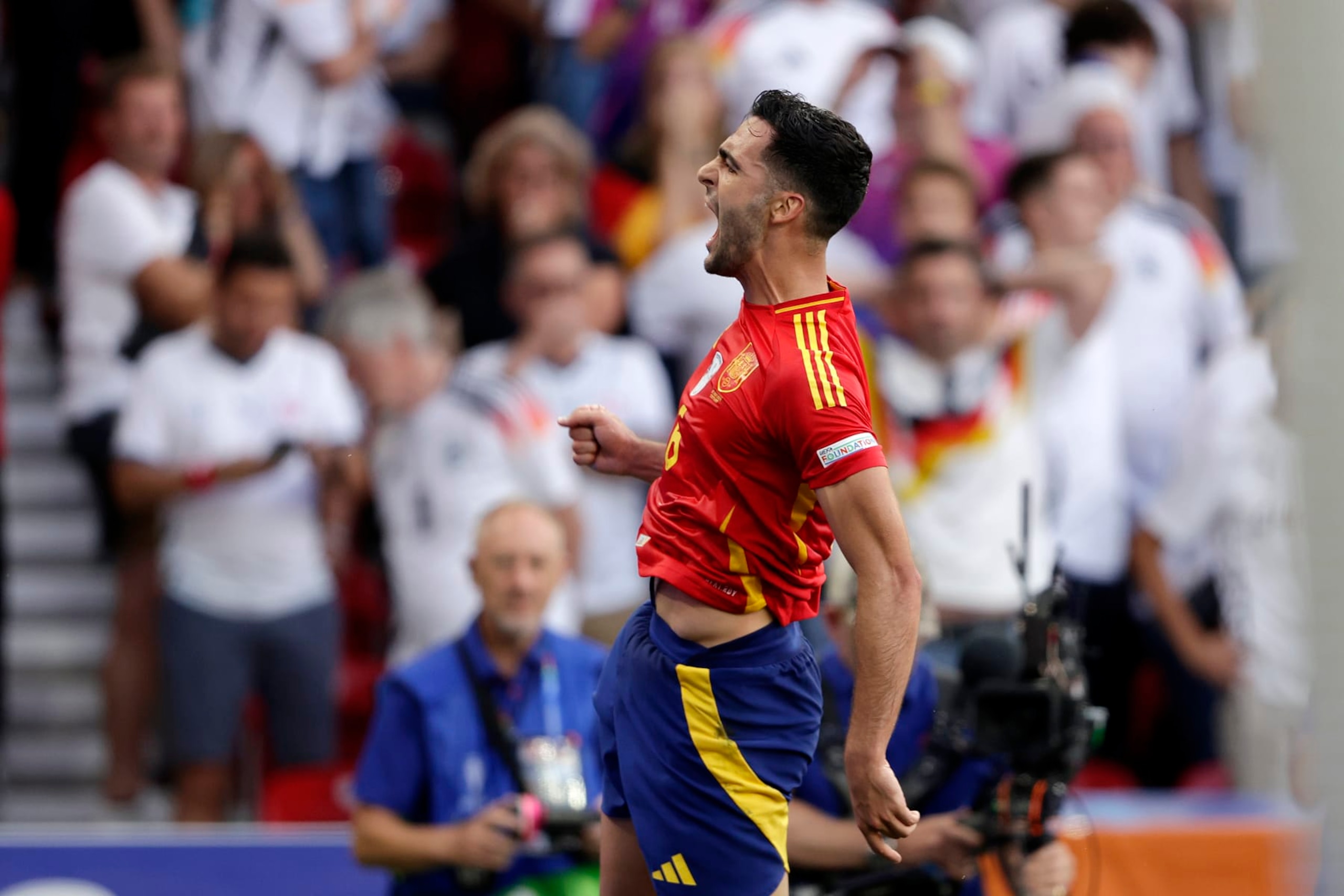 STUTTGART, GERMANY - JULY 5: Mikel Merino of Spain celebrates 2-1 during the EURO match between Spain v Germany at the Mercedes Benz Arena on July 5, 2024 in Stuttgart Germany (Photo by Rico Brouwer/Soccrates/Getty Images) STUTTGART, GERMANY - JULY 5: Mikel Merino of Spain celebrates 2-1 during the EURO match between Spain v Germany at the Mercedes Benz Arena on July 5, 2024 in Stuttgart Germany (Photo by Rico Brouwer/Soccrates/Getty Images)