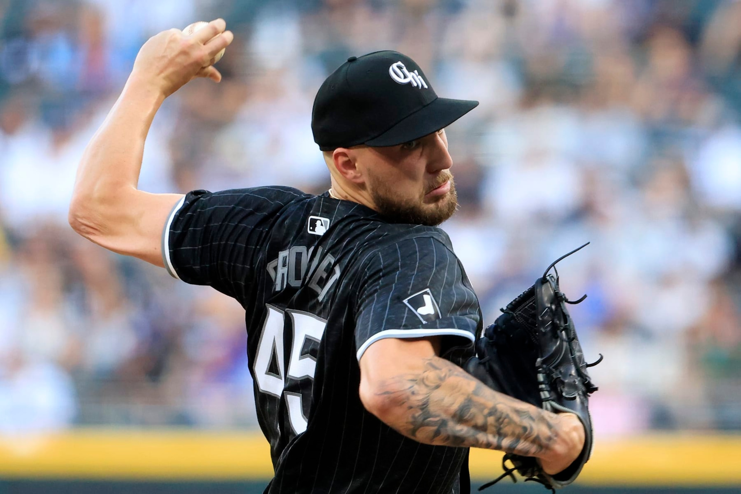 CHICAGO, ILLINOIS - JUNE 24: Garrett Crochet #45 of the Chicago White Sox throws a pitch during the first inning against the Los Angeles Dodgers at Guaranteed Rate Field on June 24, 2024 in Chicago, Illinois. (Photo by Justin Casterline/Getty Images)