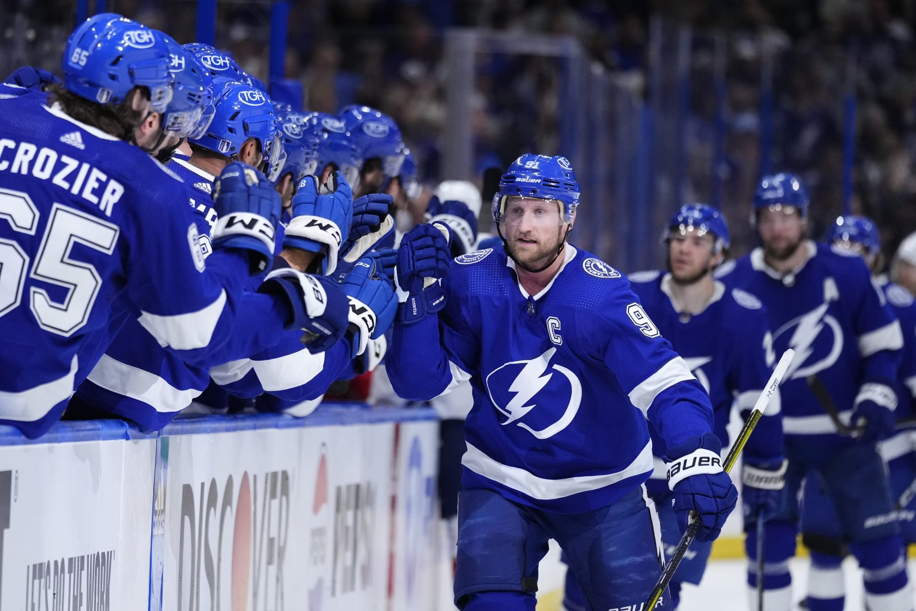 TAMPA, FLORIDA - APRIL 27: Steven Stamkos #91 of the Tampa Bay Lightning celebrates with teammates after scoring against the Florida Panthers during the first period during Game Four of the First Round of the 2024 Stanley Cup Playoffs at Amalie Arena on April 27, 2024 in Tampa, Florida. (Photo by Rich Storry/Getty Images)