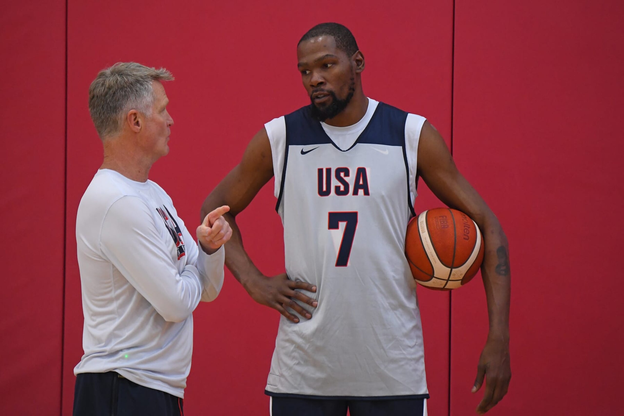 LAS VEGAS, NV - JULY 6: Head Coach Steve Kerr and Kevin Durant #7 of the USA Basketball Men's Team talk during USAB Men's Training Camp in Las Vegas on July 06, 2024 in Las Vegas Nevada. NOTE TO USER: User expressly acknowledges and agrees that, by downloading and/or using this Photograph, user is consenting to the terms and conditions of the Getty Images License Agreement. Mandatory Copyright Notice: Copyright 2024 NBAE (Photo by Brian Babineau/NBAE via Getty Images)