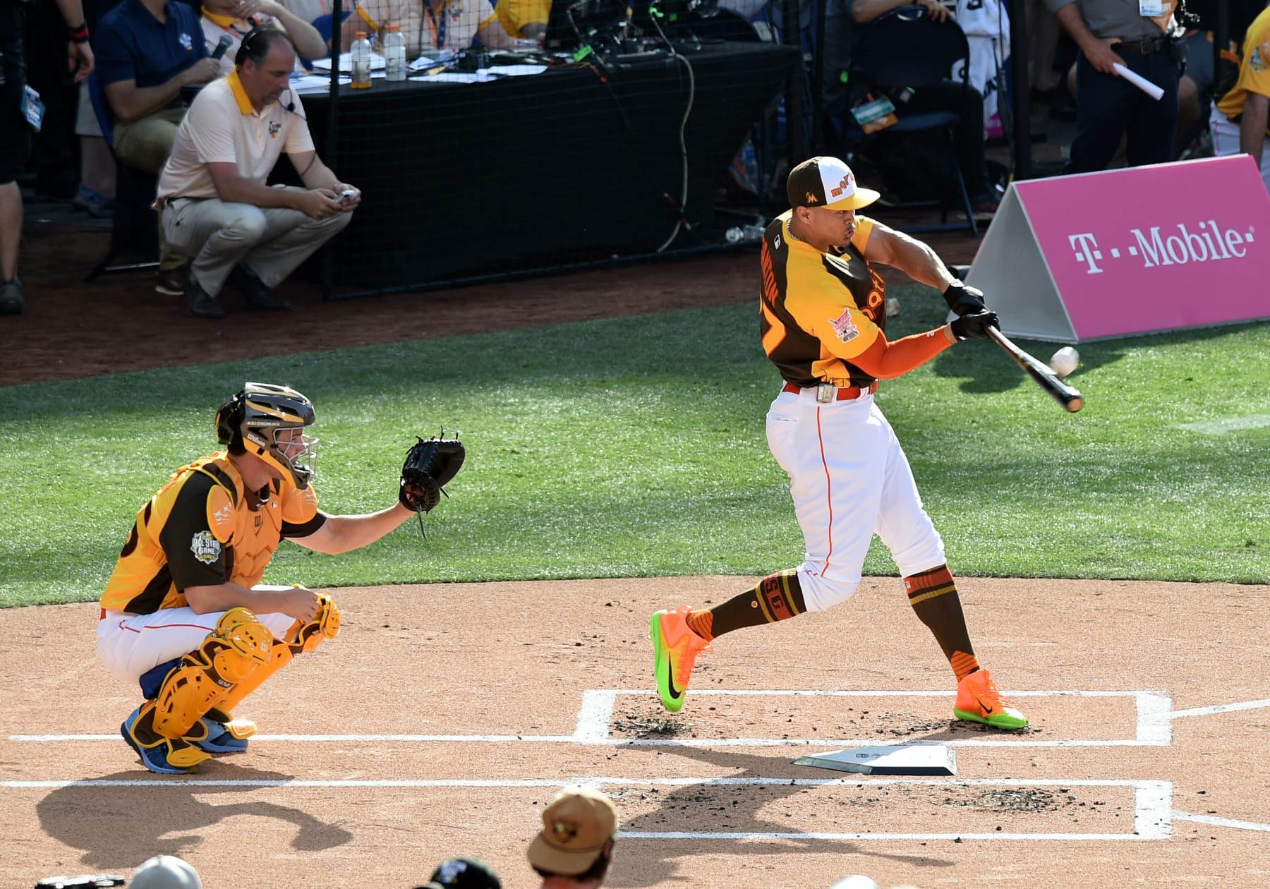 11 July 2016: Giancarlo Stanton (27) of the Miami Marlins and the National League competes in the 2016 All-Star Home Run Derby at PETCO Park in San Diego, CA. (Photo by Chris Williams/Icon Sportswire via Getty Images)