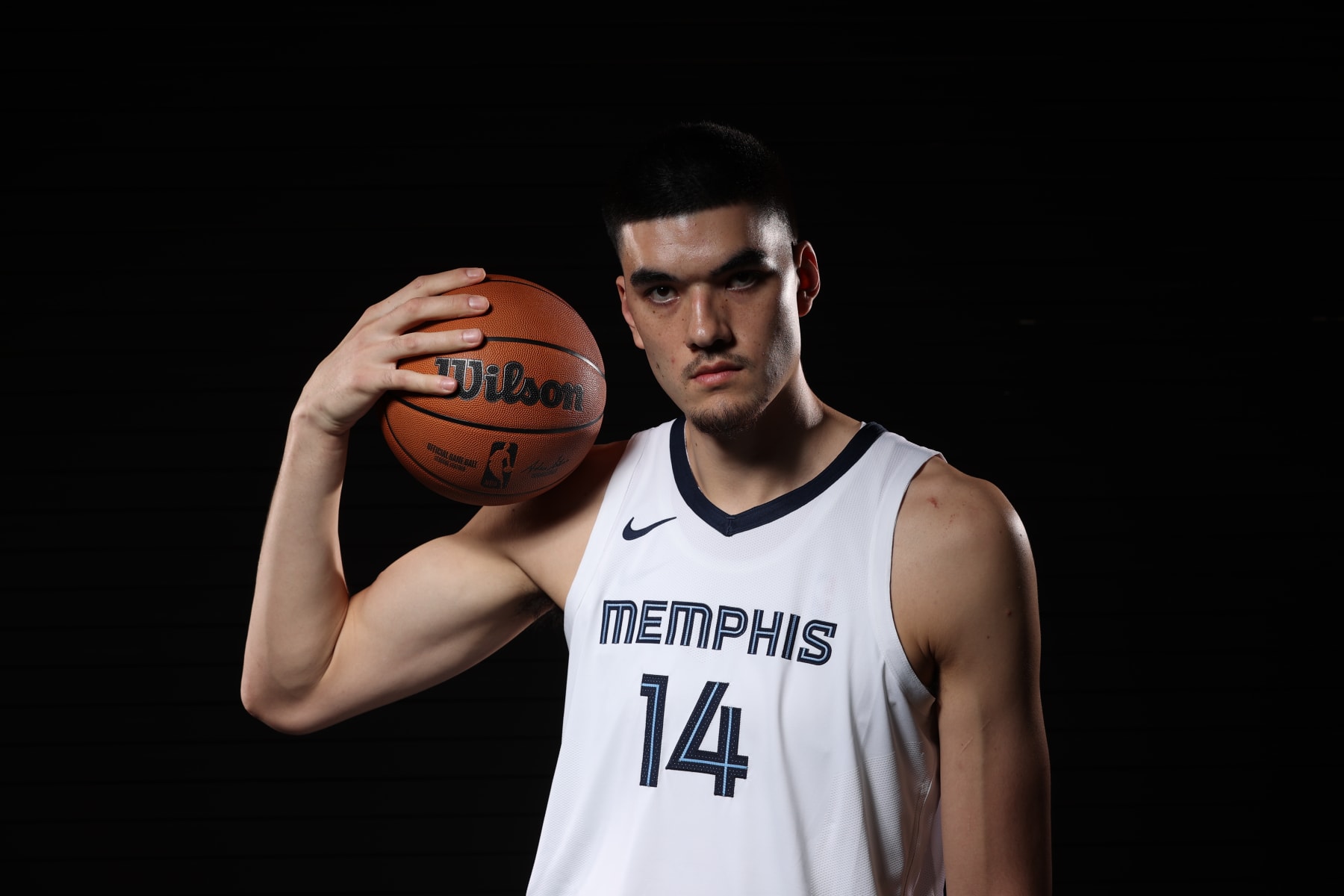 MEMPHIS, TN - JUNE 28: Zach Edey of the Memphis Grizzlies  poses for a portrait on June 28, 2024 at FedExForum in Memphis, Tennessee.  NOTE TO USER: User expressly acknowledges and agrees that, by downloading and or using this photograph, User is consenting to the terms and conditions of the Getty Images License Agreement. Mandatory Copyright Notice: Copyright 2024 NBAE (Photo by Joe Murphy/NBAE via Getty Images)