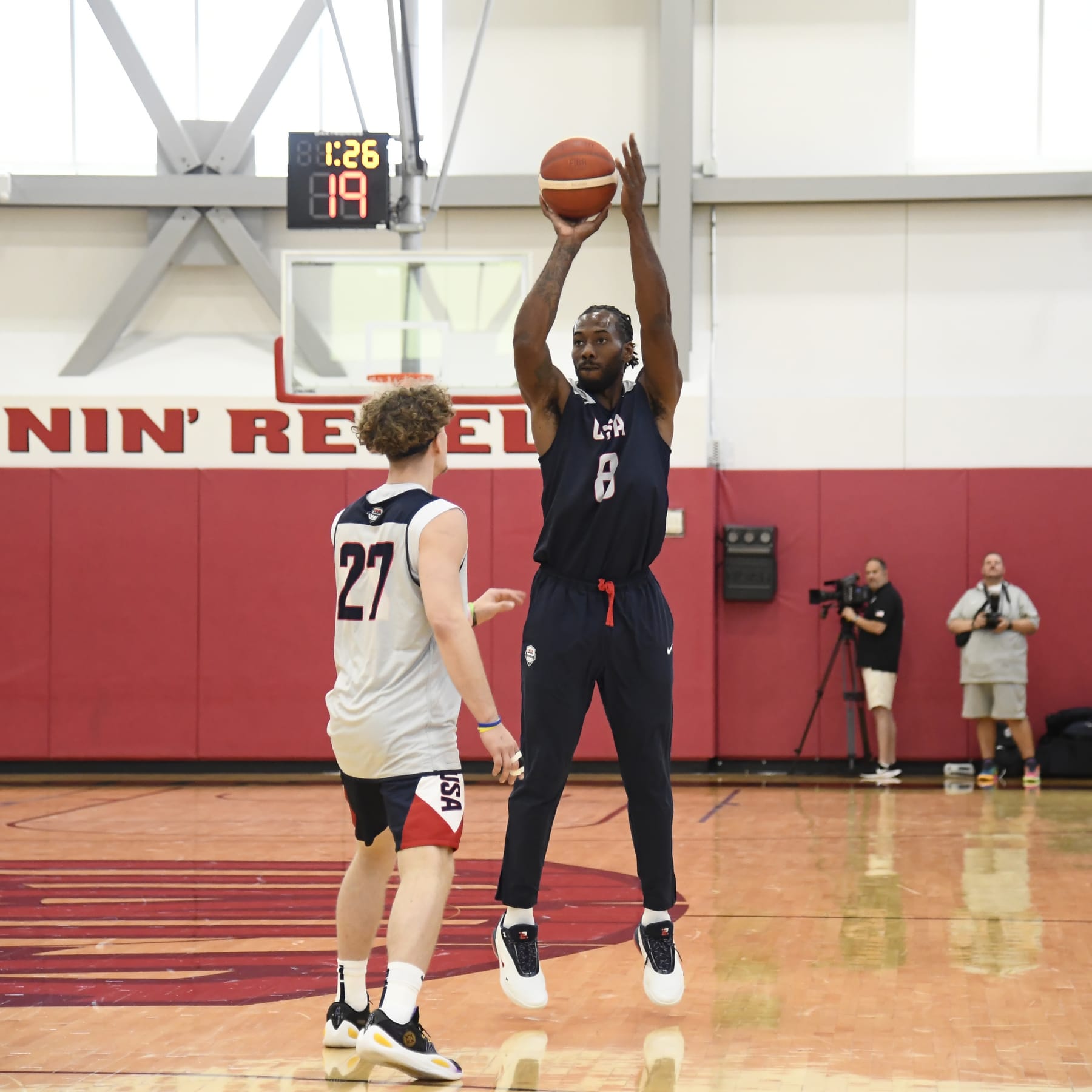 LAS VEGAS, NV - JULY 7: Kawhi Leonard #8 of the USA Basketball Men's Team shoots the ball during USAB Men's Training Camp in Las Vegas on July 7, 2024 in Las Vegas Nevada. NOTE TO USER: User expressly acknowledges and agrees that, by downloading and/or using this Photograph, user is consenting to the terms and conditions of the Getty Images License Agreement. Mandatory Copyright Notice: Copyright 2024 NBAE (Photo by Brian Babineau/NBAE via Getty Images)