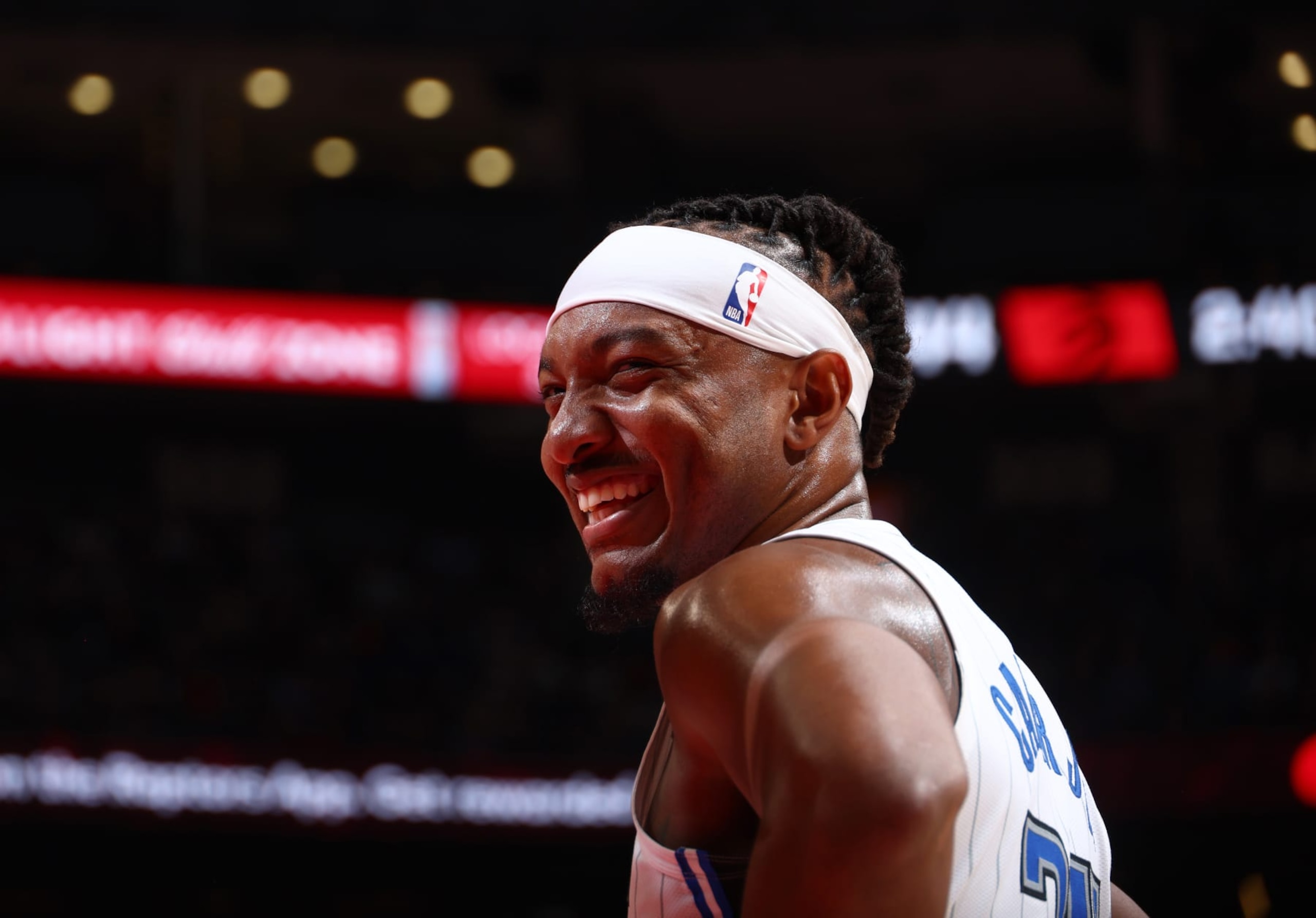 TORONTO, CANADA - MARCH 15:  Wendell Carter Jr. #34 of the Orlando Magic looks on during the game against the Toronto Raptors on March 15, 2024 at the Scotiabank Arena in Toronto, Ontario, Canada.  NOTE TO USER: User expressly acknowledges and agrees that, by downloading and or using this Photograph, user is consenting to the terms and conditions of the Getty Images License Agreement.  Mandatory Copyright Notice: Copyright 2024 NBAE (Photo by Vaughn Ridley/NBAE via Getty Images)