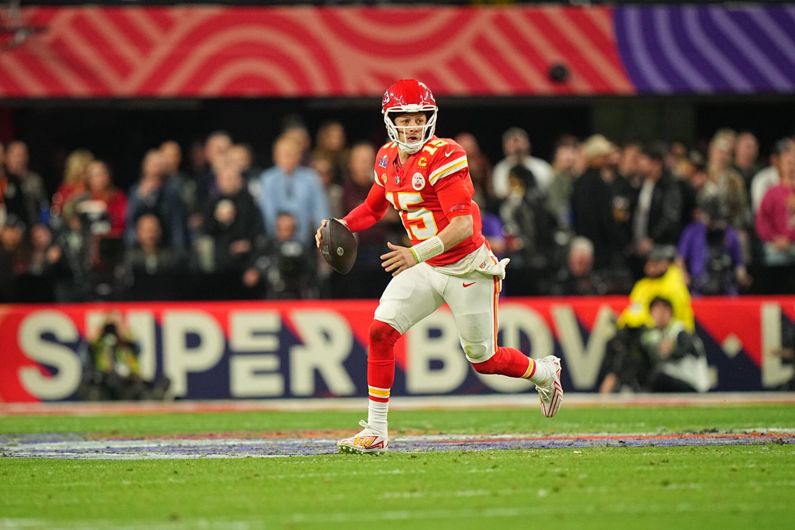 Football: Super Bowl LVIII: Kansas City Chiefs Patrick Mahomes (15) in action, throws the football vs San Francisco 49ers at Allegiant Stadium. 
Las Vegas, NV 2/11/2024 
CREDIT: Erick W. Rasco (Photo by Erick W. Rasco/Sports Illustrated via Getty Images) 
(Set Number: X164496 TK1)
