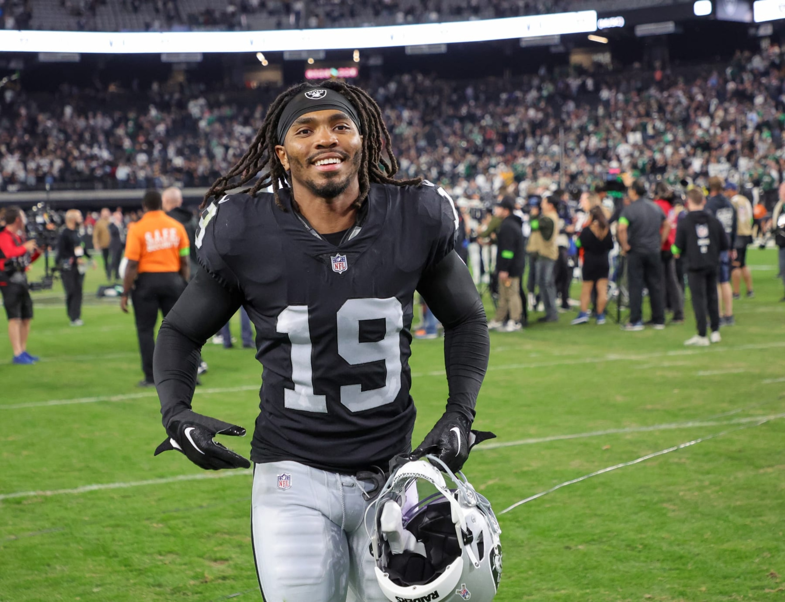 LAS VEGAS, NEVADA - NOVEMBER 12: Wide receiver DJ Turner #19 of the Las Vegas Raiders leaves the field after the Raiders' 16-12 victory over the New York Jets at Allegiant Stadium on November 12, 2023 in Las Vegas, Nevada. (Photo by Ethan Miller/Getty Images)