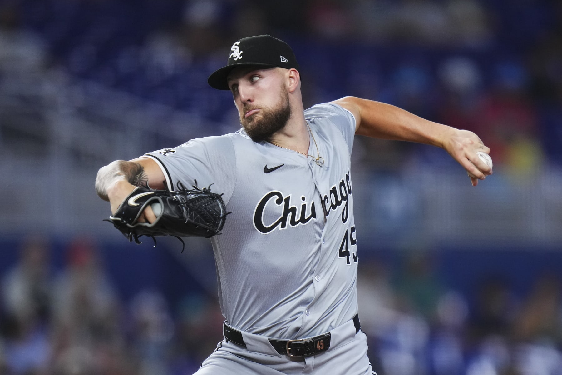 MIAMI, FLORIDA - JULY 06: Garrett Crochet #45 of the Chicago White Sox throws a pitch during a game against the Miami Marlins at loanDepot park on July 06, 2024 in Miami, Florida. (Photo by Rich Storry/Getty Images)