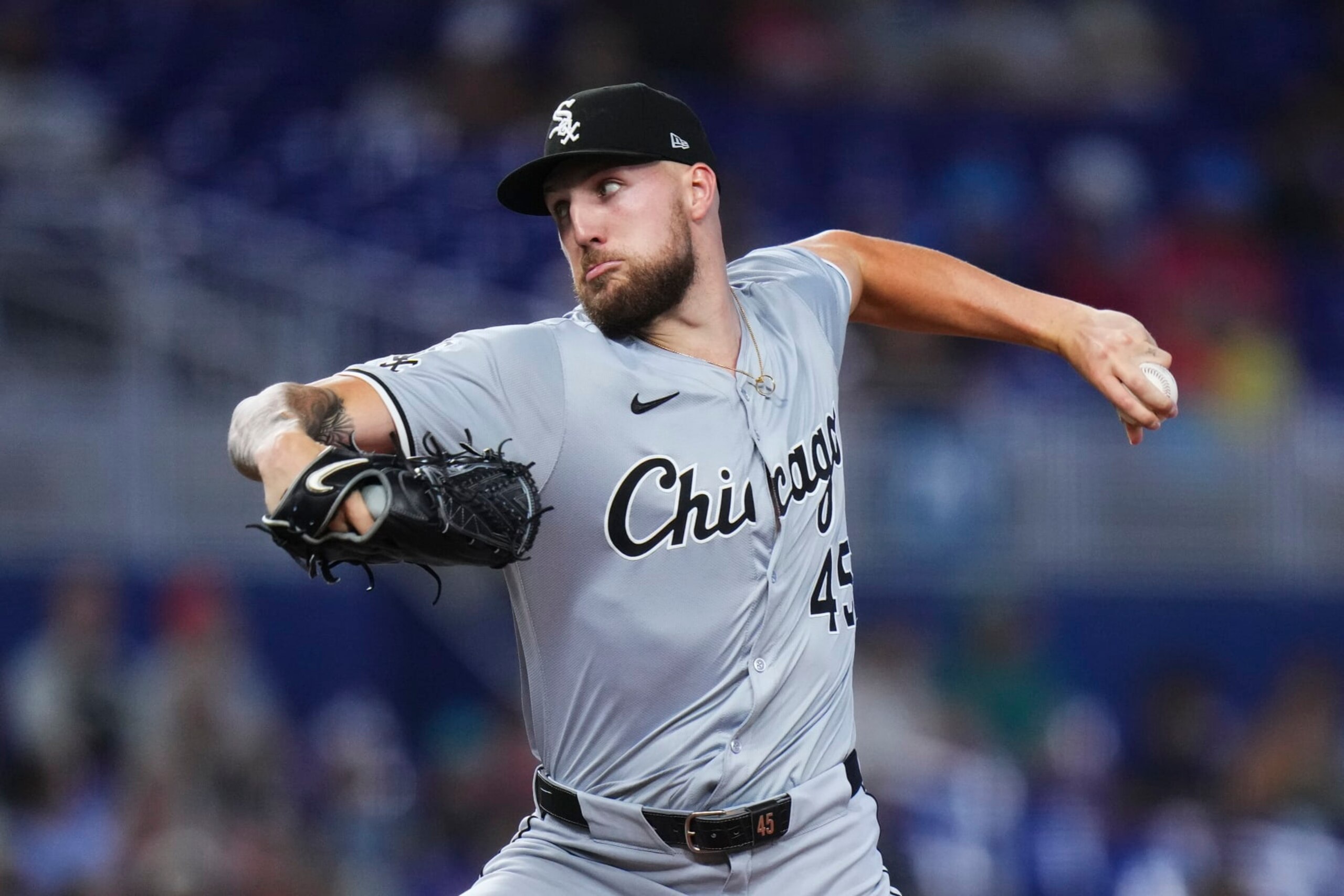 MIAMI, FLORIDA - JULY 06: Garrett Crochet #45 of the Chicago White Sox throws a pitch during a game against the Miami Marlins at loanDepot park on July 06, 2024 in Miami, Florida. (Photo by Rich Storry/Getty Images)