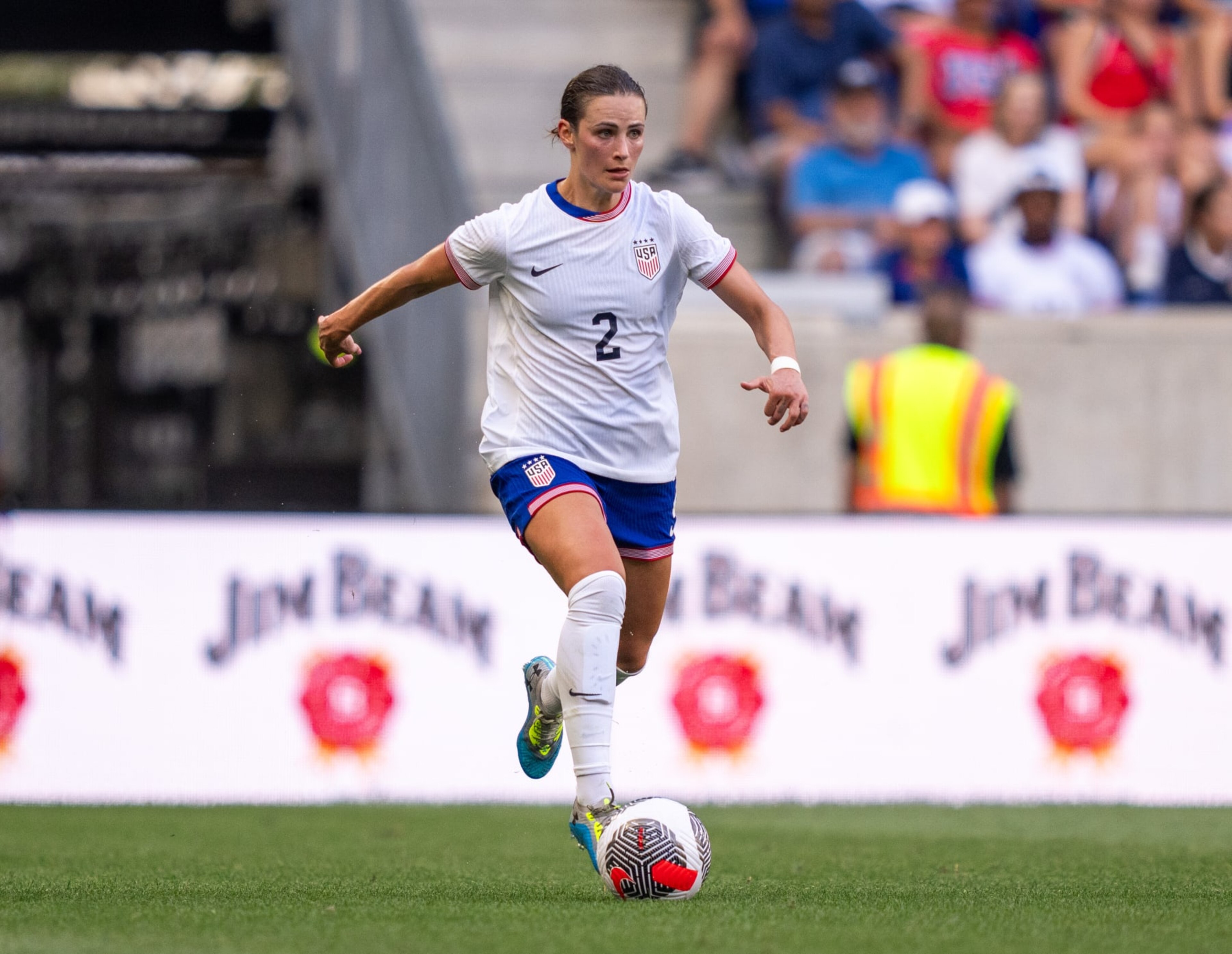 HARRISON, NJ - JULY 13: Emily Fox #2 of the United States dribbles during a game between Mexico and USWNT at Red Bull Arena on July 13, 2024 in Harrison, New Jersey. (Photo by Brad Smith/ISI Photos/USSF/Getty Images for USSF) HARRISON, NJ - JULY 13: Emily Fox #2 of the United States dribbles during a game between Mexico and USWNT at Red Bull Arena on July 13, 2024 in Harrison, New Jersey. (Photo by Brad Smith/ISI Photos/USSF/Getty Images for USSF)