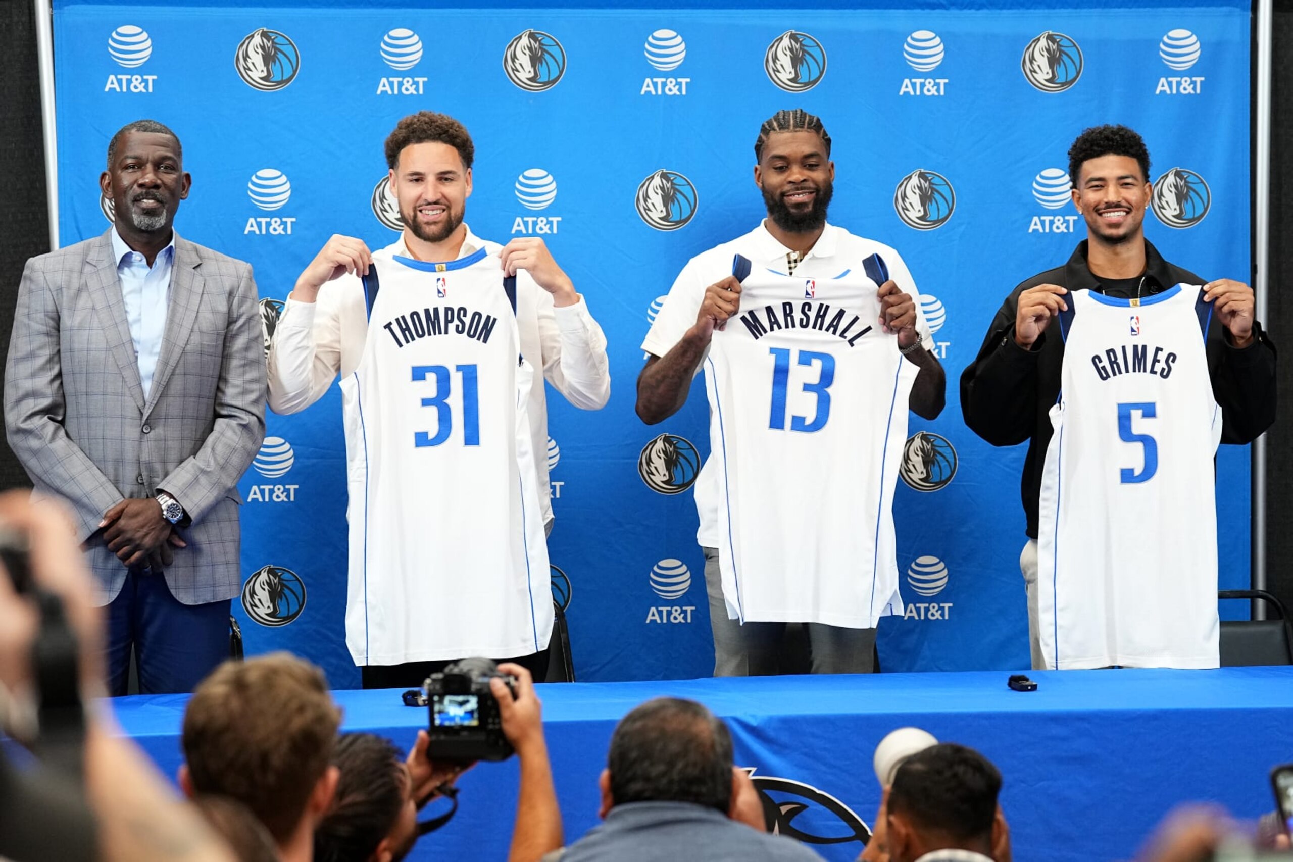 Klay Thompson, Naji Marshall and Quentin Grimes