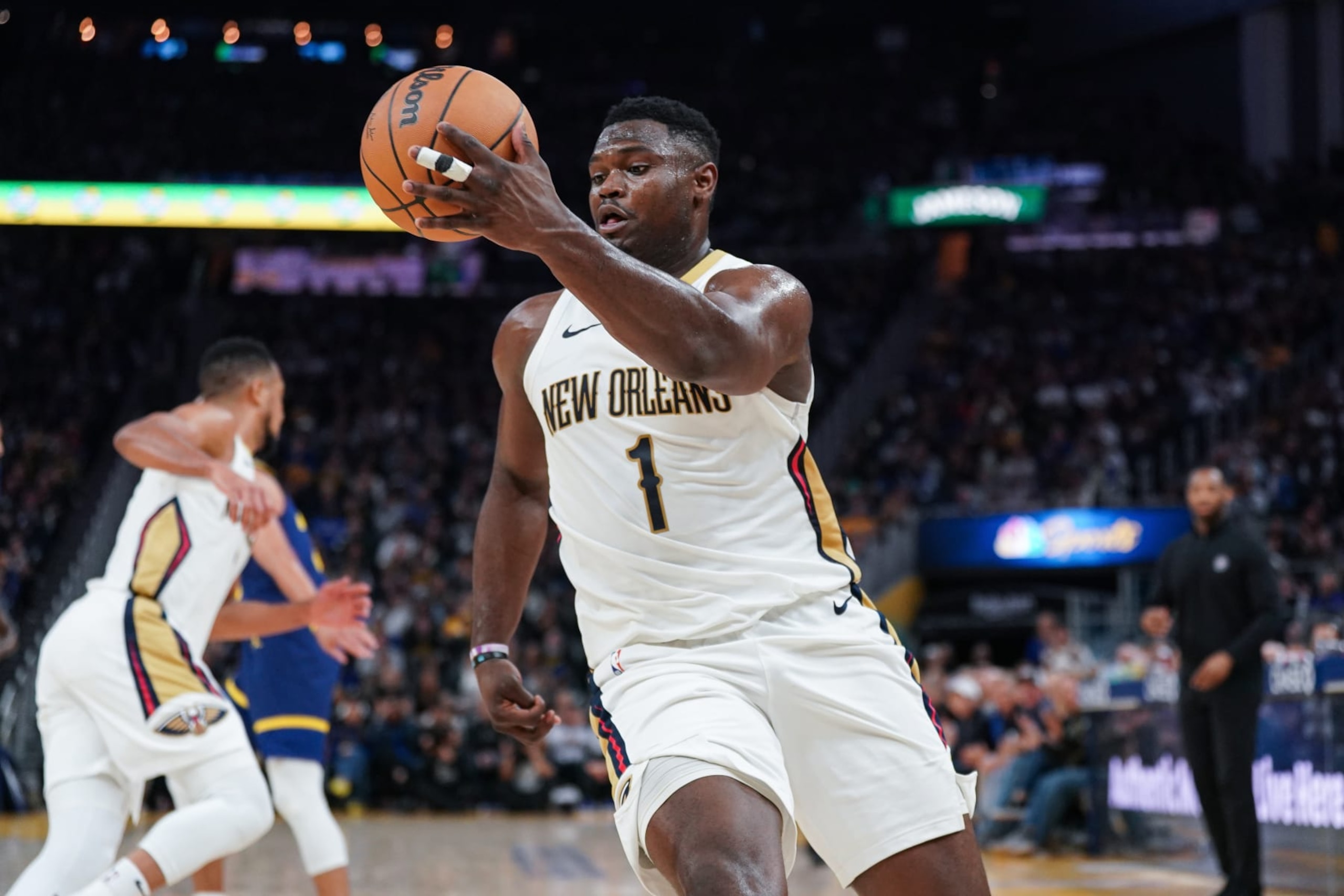 SAN FRANCISCO, CA - APRIL 12: Zion Williamson #1 of the New Orleans Pelicans grabs the ball after a steal in the second quarter against the Golden State Warriors at Chase Center on April 12, 2024 in San Francisco, California. NOTE TO USER: User expressly acknowledges and agrees that, by downloading and/or using this photograph, User is consenting to the terms and conditions of the Getty Images License Agreement. (Photo by Kavin Mistry/Getty Images)
