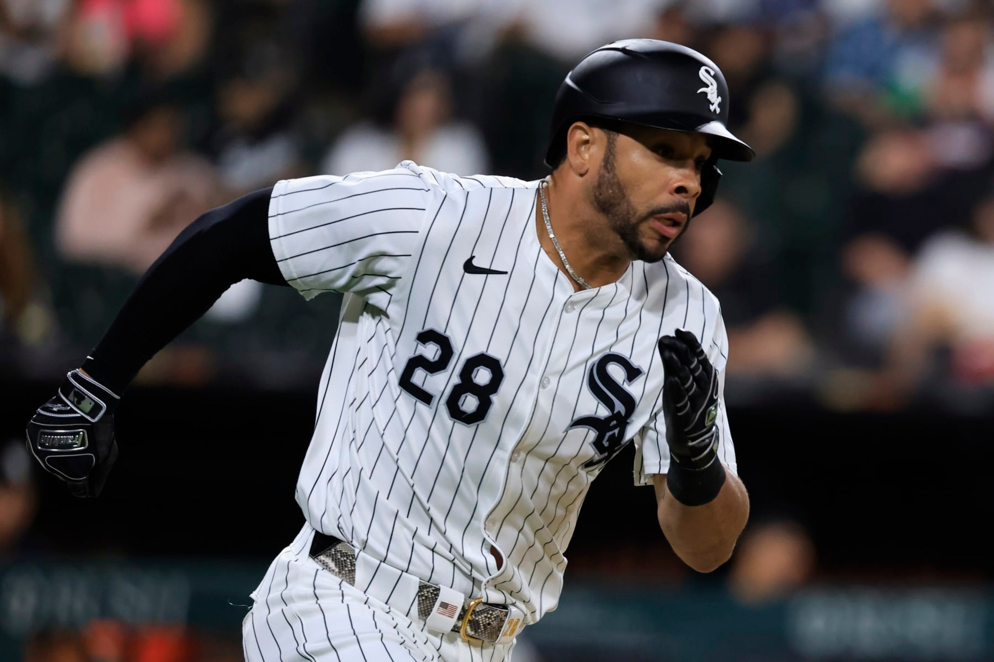 CHICAGO, ILLINOIS - JUNE 26: Tommy Pham #28 of the Chicago White Sox runs the bases against the Los Angeles Dodgers at Guaranteed Rate Field on June 26, 2024 in Chicago, Illinois. (Photo by Justin Casterline/Getty Images) CHICAGO, ILLINOIS - JUNE 26: Tommy Pham #28 of the Chicago White Sox runs the bases against the Los Angeles Dodgers at Guaranteed Rate Field on June 26, 2024 in Chicago, Illinois. (Photo by Justin Casterline/Getty Images)