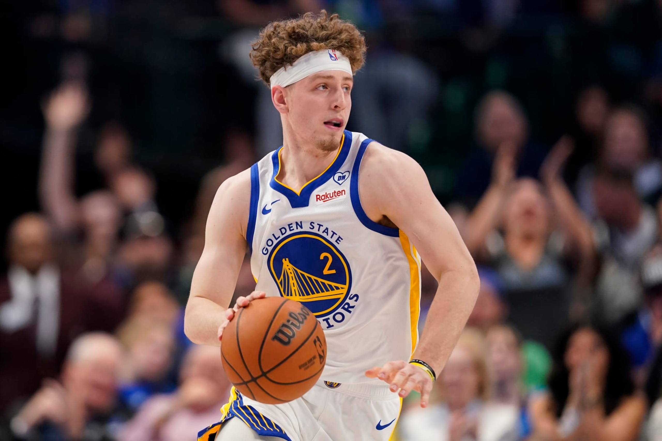 DALLAS, TEXAS - APRIL 05: Brandin Podziemski #2 of the Golden State Warriors controls the ball during the second half against the Dallas Mavericks at American Airlines Center on April 05, 2024 in Dallas, Texas. NOTE TO USER: User expressly acknowledges and agrees that, by downloading and or using this photograph, User is consenting to the terms and conditions of the Getty Images License Agreement. (Photo by Sam Hodde/Getty Images) DALLAS, TEXAS - APRIL 05: Brandin Podziemski #2 of the Golden State Warriors controls the ball during the second half against the Dallas Mavericks at American Airlines Center on April 05, 2024 in Dallas, Texas. NOTE TO USER: User expressly acknowledges and agrees that, by downloading and or using this photograph, User is consenting to the terms and conditions of the Getty Images License Agreement. (Photo by Sam Hodde/Getty Images)