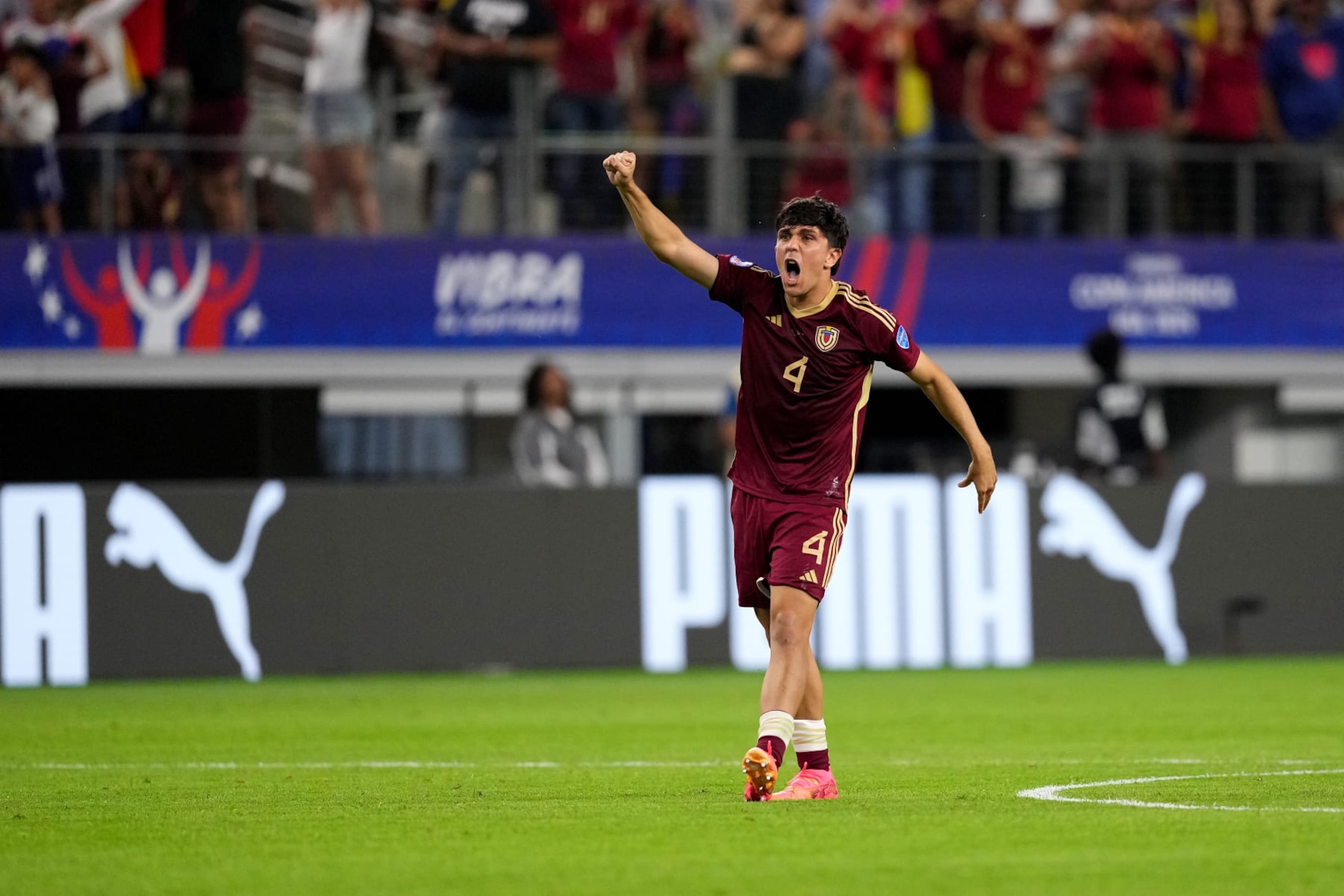 ARLINGTON, TEXAS - JULY 05: Jon Aramburu of Venezuela reacts during the CONMEBOL Copa America 2024 quarter-final match between Venezuela and Canada at AT&T Stadium on July 05, 2024 in Arlington, Texas. (Photo by Sam Hodde/Getty Images) ARLINGTON, TEXAS - JULY 05: Jon Aramburu of Venezuela reacts during the CONMEBOL Copa America 2024 quarter-final match between Venezuela and Canada at AT&T Stadium on July 05, 2024 in Arlington, Texas. (Photo by Sam Hodde/Getty Images)