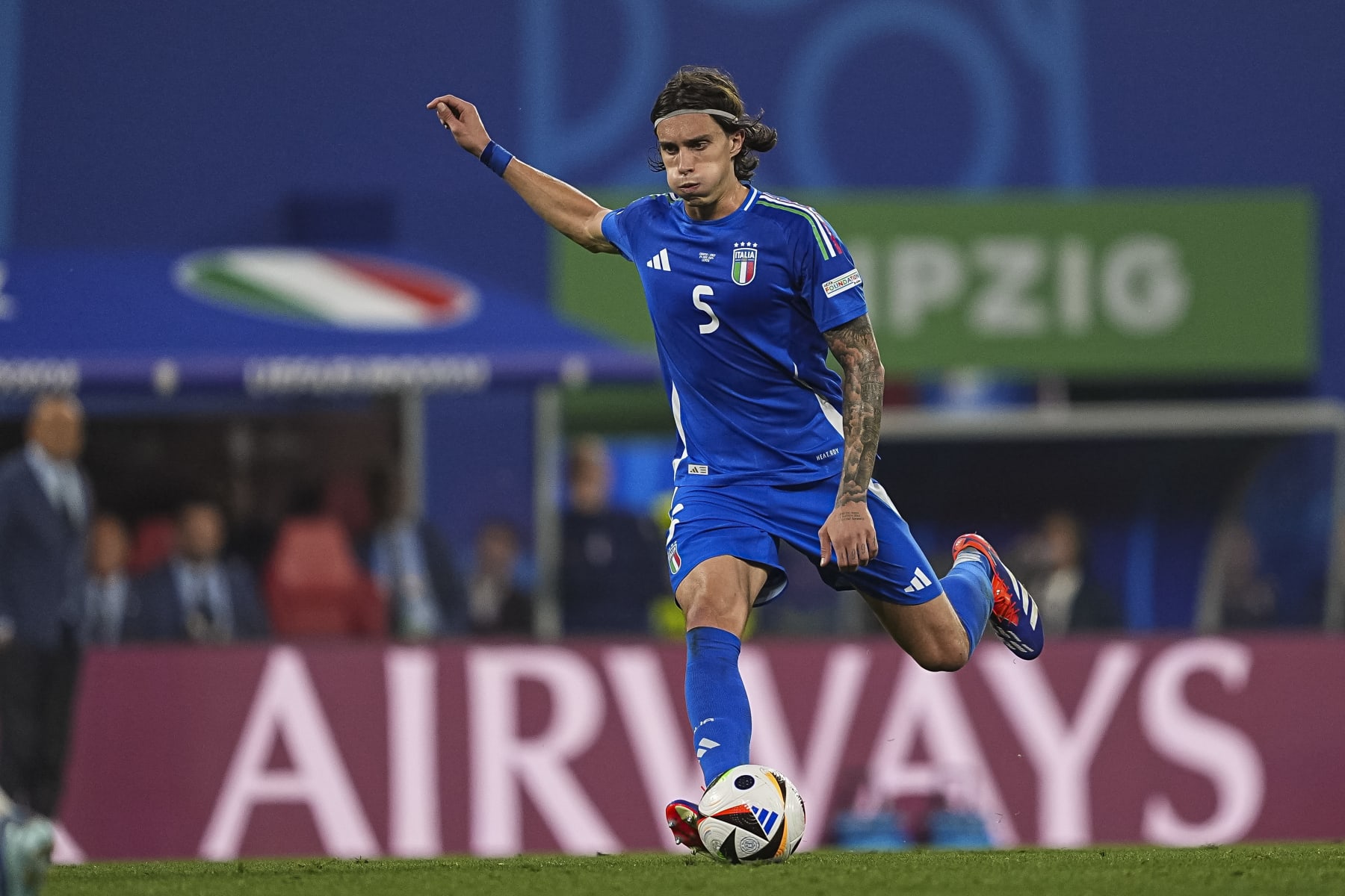 LEIPZIG, GERMANY - JUNE 24: Riccardo Calafiori of Italy attempts a kick during the UEFA EURO 2024 group stage match between Croatia and Italy at Football Stadium Leipzig on June 24, 2024 in Leipzig, Germany. (Photo by Daniela Porcelli/Eurasia Sport Images/Getty Images)