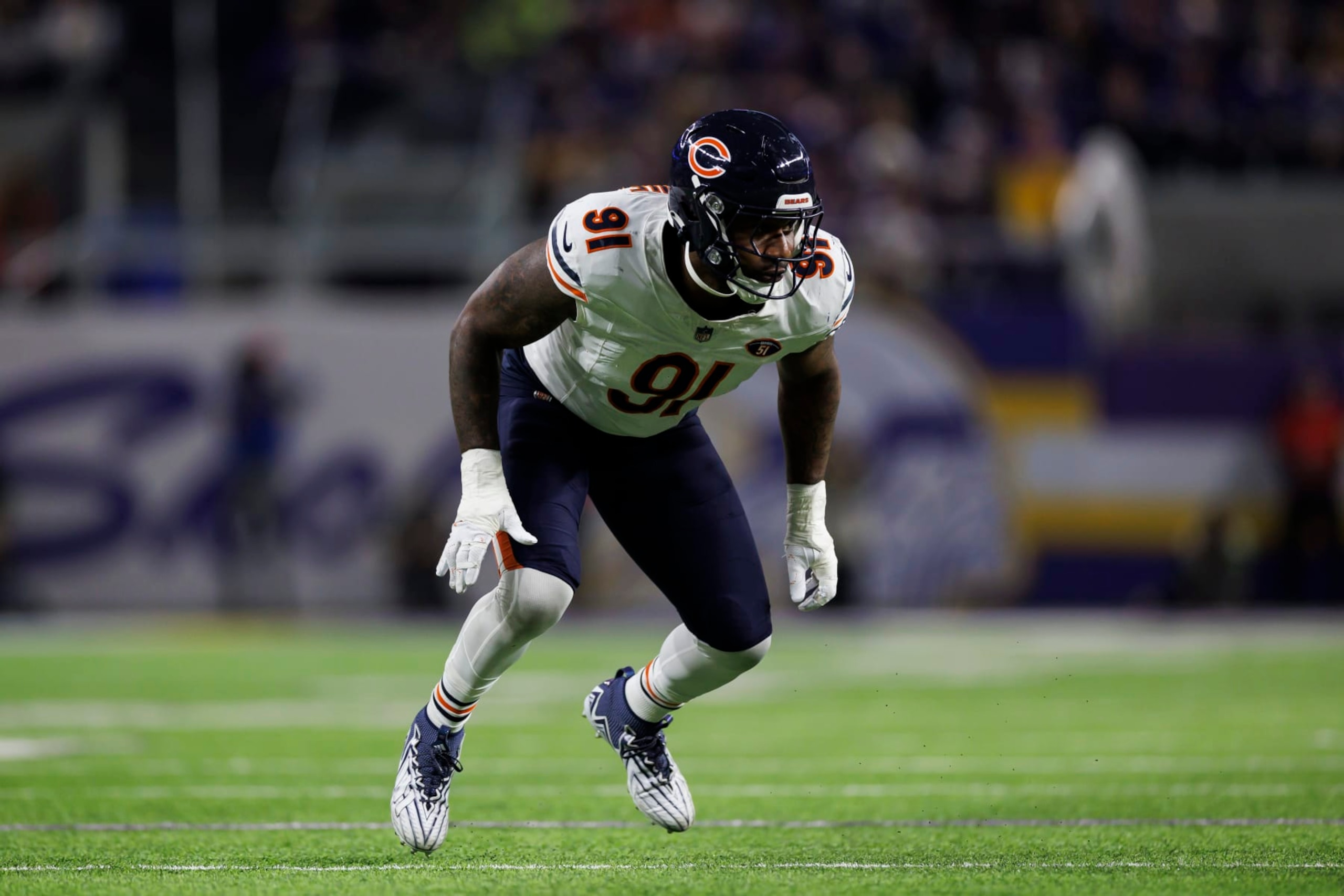 MINNEAPOLIS, MINNESOTA - NOVEMBER 27: Yannick Ngakoue #91 of the Chicago Bears runs around the edge during an NFL football game against the Minnesota Vikings at U.S. Bank Stadium on November 27, 2023 in Minneapolis, Minnesota. (Photo by Ryan Kang/Getty Images) MINNEAPOLIS, MINNESOTA - NOVEMBER 27: Yannick Ngakoue #91 of the Chicago Bears runs around the edge during an NFL football game against the Minnesota Vikings at U.S. Bank Stadium on November 27, 2023 in Minneapolis, Minnesota. (Photo by Ryan Kang/Getty Images)
