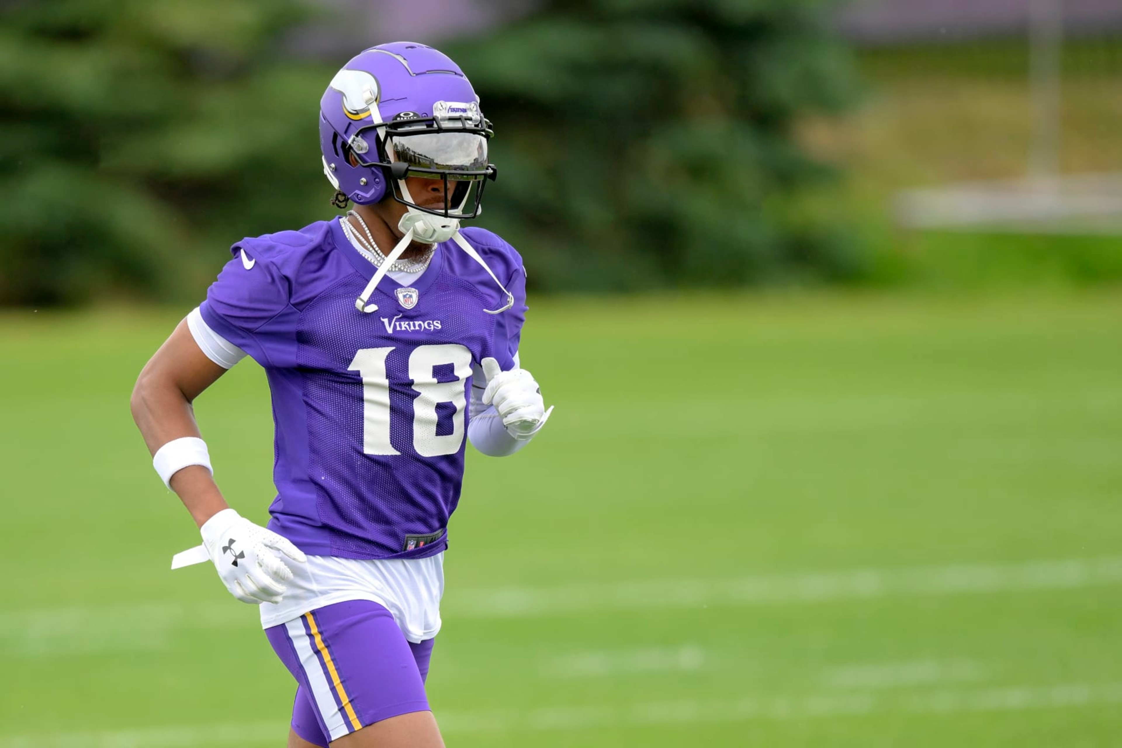 EAGAN, MN - JUNE 05: Minnesota Vikings wide receiver Justin Jefferson (18) gets into position during Minnesota Vikings Minicamp on June 5, 2024, at TCO Performance Center in Eagan, MN.(Photo by Nick Wosika/Icon Sportswire via Getty Images) EAGAN, MN - JUNE 05: Minnesota Vikings wide receiver Justin Jefferson (18) gets into position during Minnesota Vikings Minicamp on June 5, 2024, at TCO Performance Center in Eagan, MN.(Photo by Nick Wosika/Icon Sportswire via Getty Images)