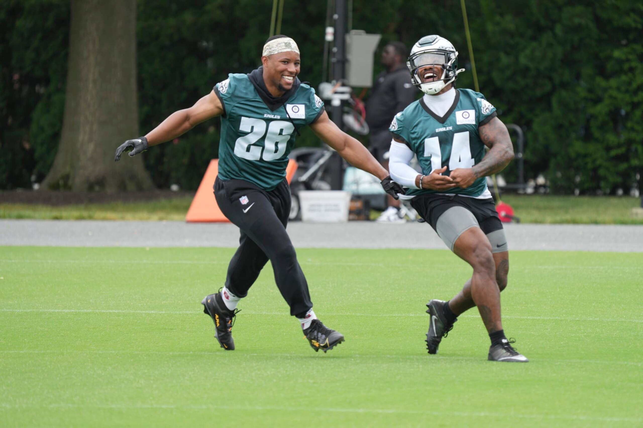 Philadelphia , PA - JUNE 06: Philadelphia Eagles running back Saquon Barkley (26) and Philadelphia Eagles running back Kenneth Gainwell (14) participate in Eagles mini camp on June 6, 2024 at the NovaCare Complex in Philadelphia. PA, (Photo by Andy Lewis/Icon Sportswire via Getty Images)
