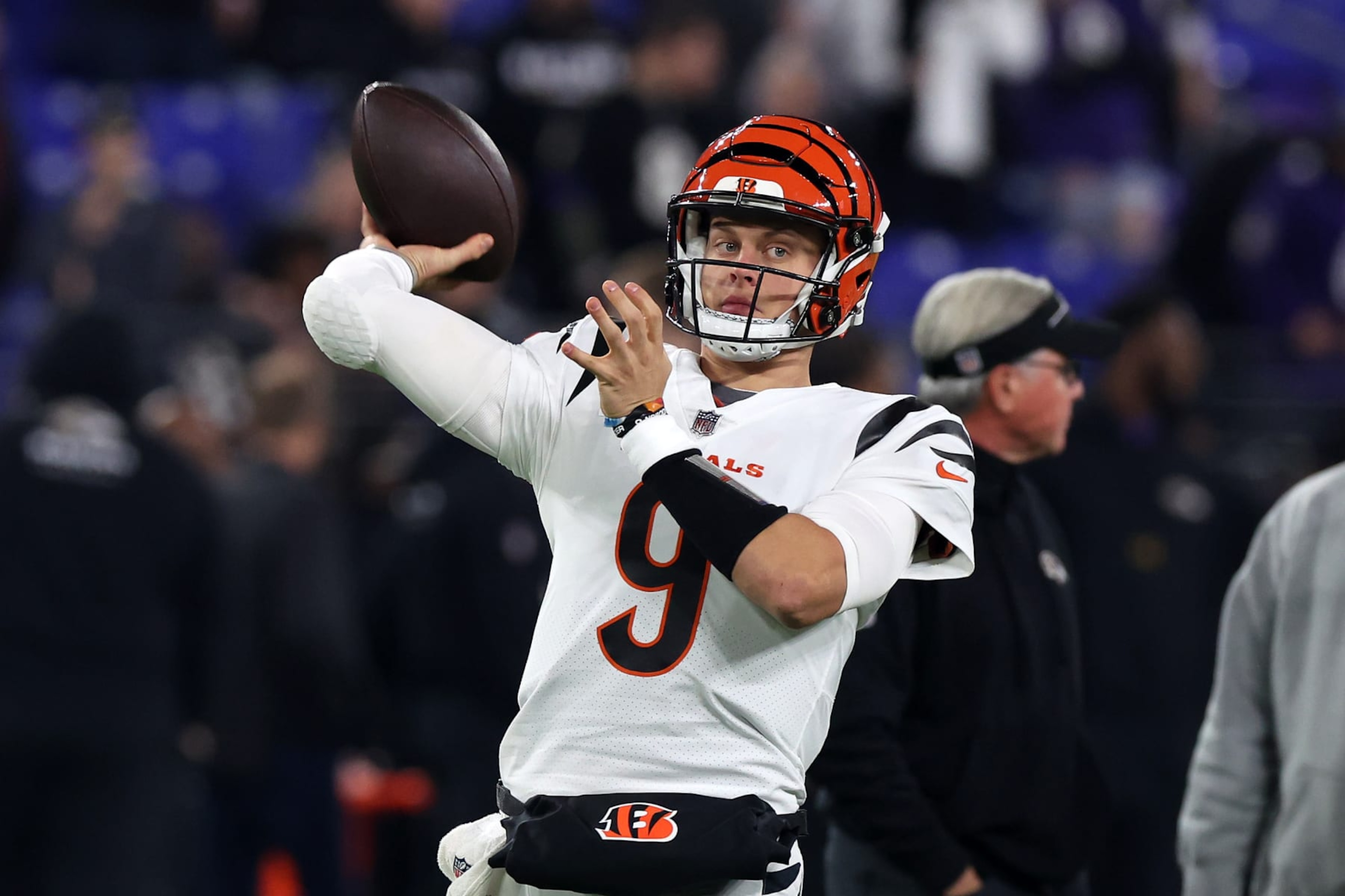 BALTIMORE, MARYLAND - NOVEMBER 16: Quarterback Joe Burrow #9 of the Cincinnati Bengals warms up before the start of the Bengals and Baltimore Ravens game at M&T Bank Stadium on November 16, 2023 in Baltimore, Maryland. (Photo by Rob Carr/Getty Images) BALTIMORE, MARYLAND - NOVEMBER 16: Quarterback Joe Burrow #9 of the Cincinnati Bengals warms up before the start of the Bengals and Baltimore Ravens game at M&T Bank Stadium on November 16, 2023 in Baltimore, Maryland. (Photo by Rob Carr/Getty Images)