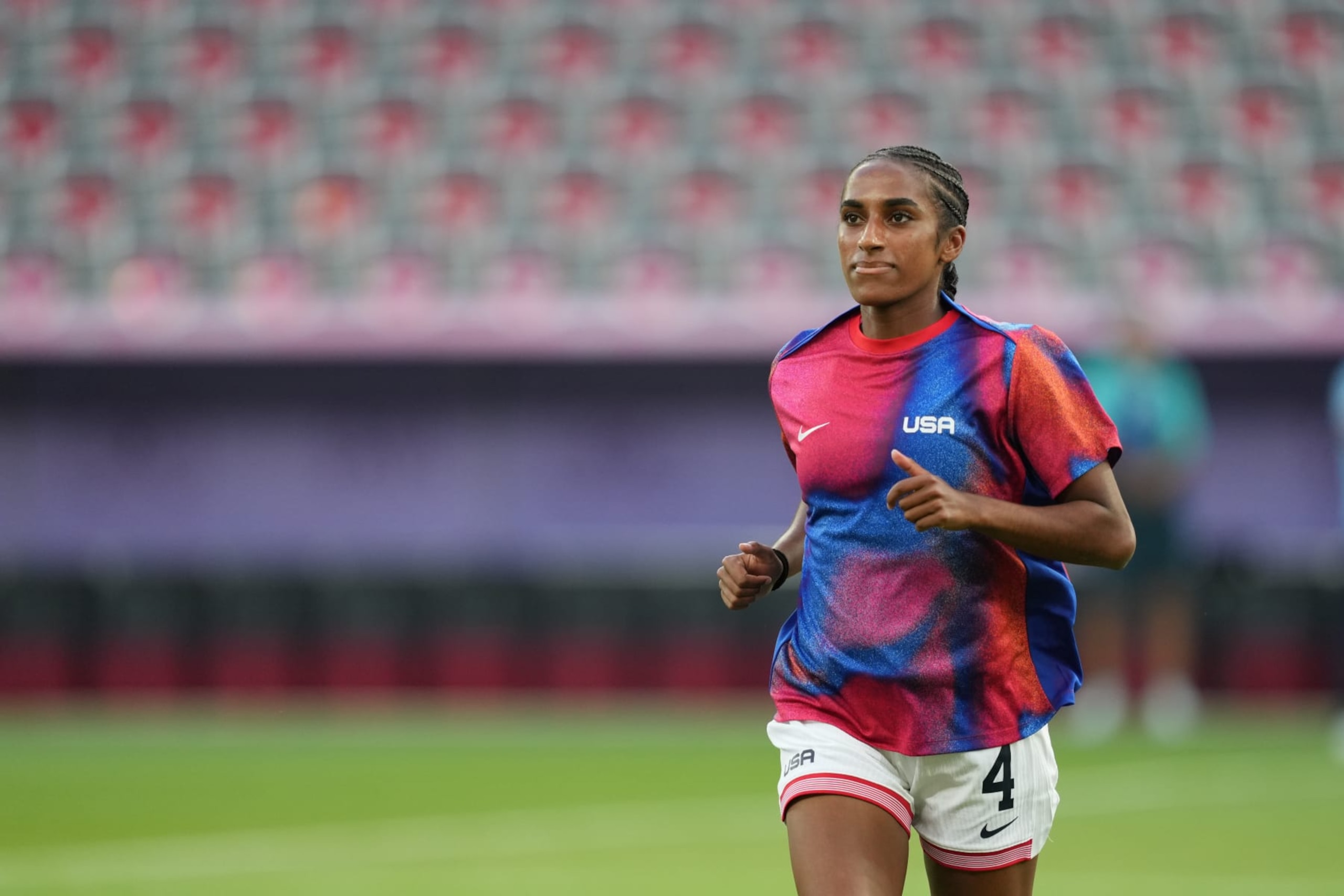 NICE, FRANCE - JULY 25: Naomi Girma #4 of the United States during warmups before the Women's group B match between United States and Zambia during the Olympic Games Paris 2024 at Stade de Nice on July 25, 2024 in Nice, France. (Photo by Brad Smith/ISI/Getty Images) NICE, FRANCE - JULY 25: Naomi Girma #4 of the United States during warmups before the Women's group B match between United States and Zambia during the Olympic Games Paris 2024 at Stade de Nice on July 25, 2024 in Nice, France. (Photo by Brad Smith/ISI/Getty Images)