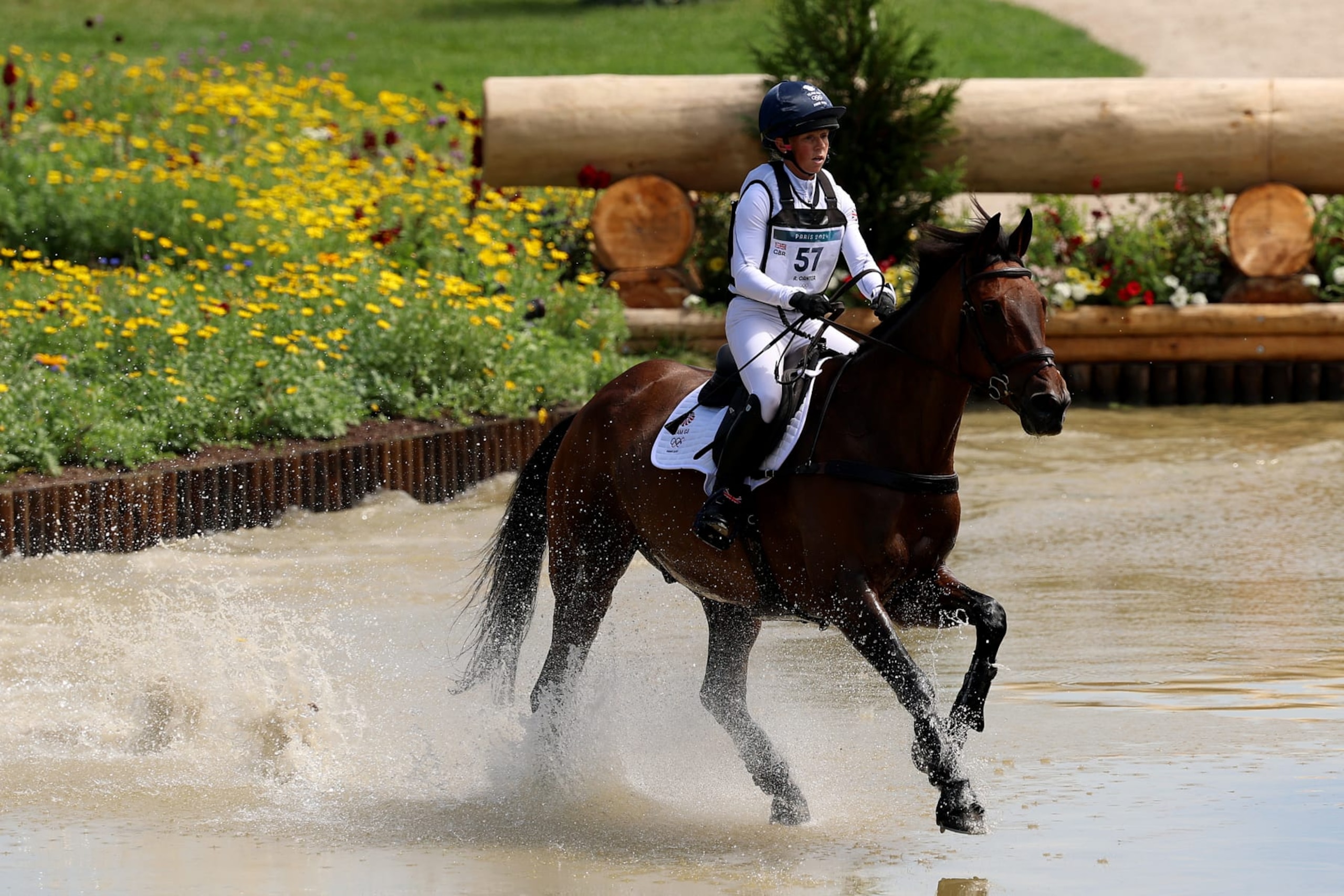 VERSAILLES, FRANCE - JULY 28: Rosalind Canter and horse Lordships Graffalo of Team Great Britain compete during the Equestrian Eventing Individual Cross Country leg on day two of the Olympic Games Paris 2024 at Chateau de Versailles on July 28, 2024 in Versailles, France. (Photo by Buda Mendes/Getty Images)