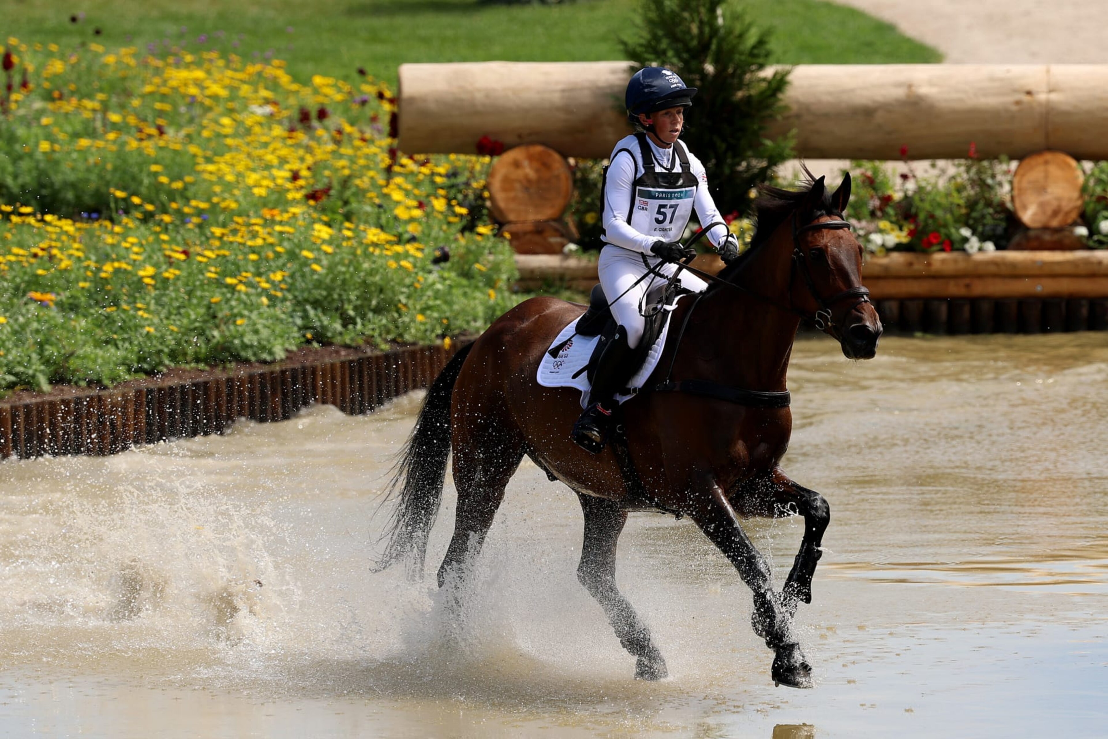 VERSAILLES, FRANCE - JULY 28: Rosalind Canter and horse Lordships Graffalo of Team Great Britain compete during the Equestrian Eventing Individual Cross Country leg on day two of the Olympic Games Paris 2024 at Chateau de Versailles on July 28, 2024 in Versailles, France. (Photo by Buda Mendes/Getty Images)