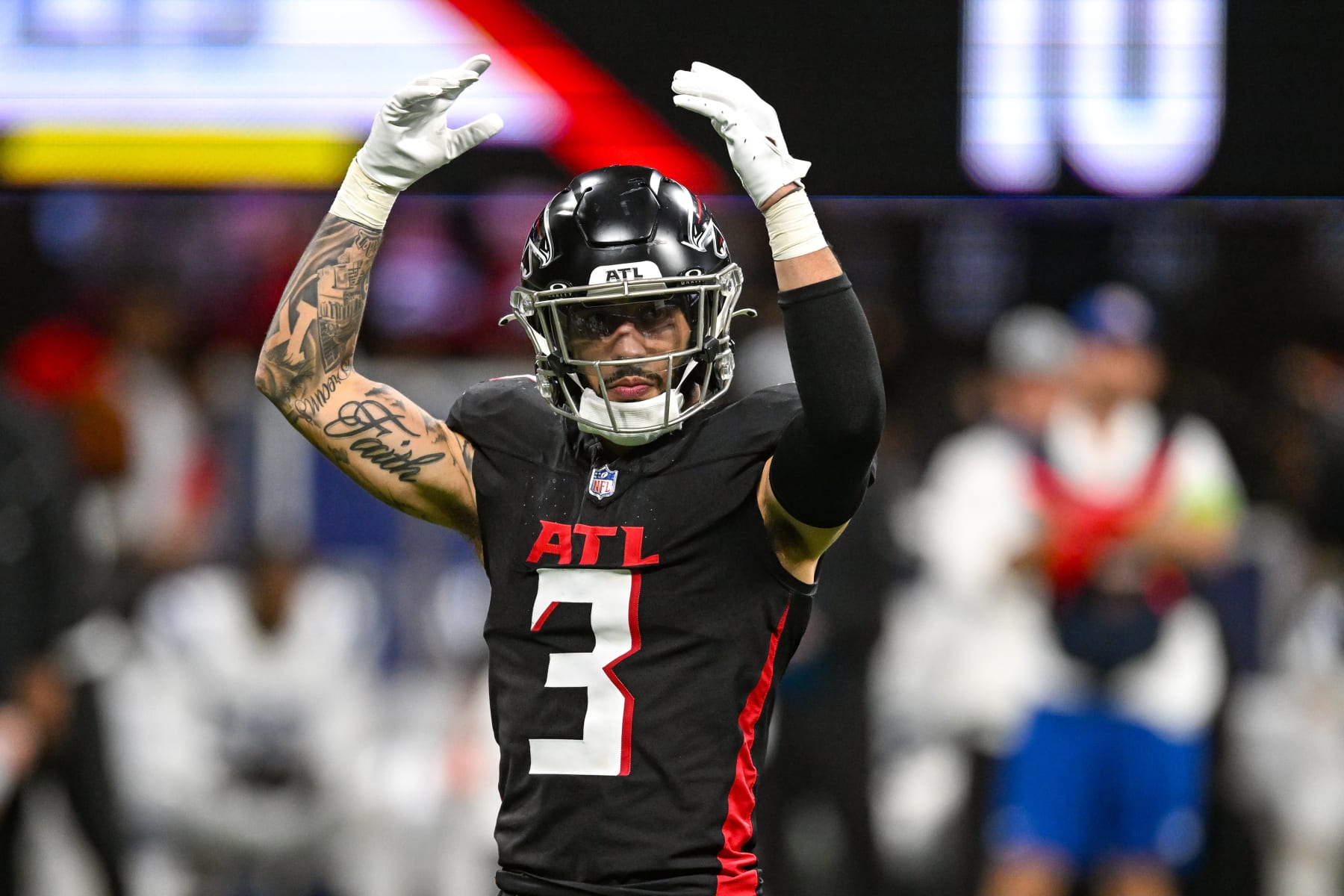 ATLANTA, GA  DECEMBER 24:  Atlanta safety Jessie Bates III (3) reacts during the NFL game between the Indianapolis Colts and the Atlanta Falcons on December 24th, 2023 at Mercedes-Benz Stadium in Atlanta, GA.  (Photo by Rich von Biberstein/Icon Sportswire via Getty Images)
