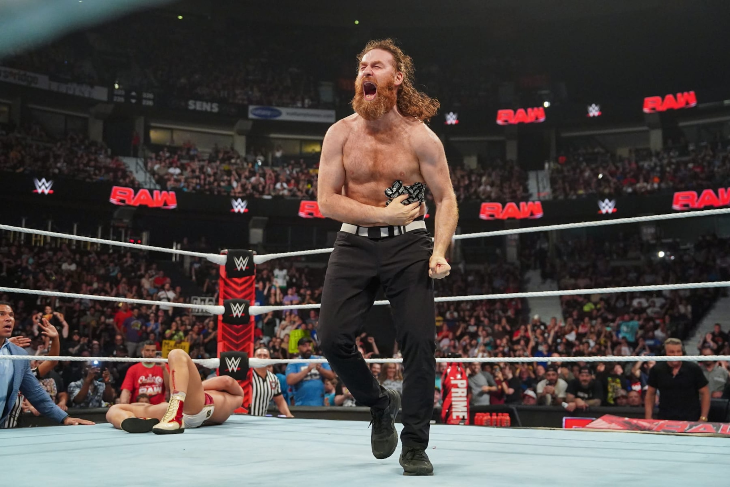 OTTAWA, CANADA - JULY 8: Sami Zayn in the ring during Monday Night RAW at Canadian Tire Centre on July 8, 2024 in Ottawa, Ontario. (Photo by WWE/Getty Images) OTTAWA, CANADA - JULY 8: Sami Zayn in the ring during Monday Night RAW at Canadian Tire Centre on July 8, 2024 in Ottawa, Ontario. (Photo by WWE/Getty Images)