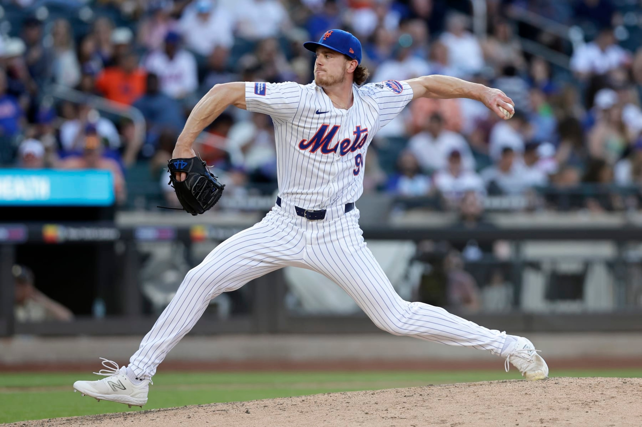 NEW YORK, NEW YORK - JUNE 01: (NEW YORK DAILIES OUT) Josh Walker #91 of the New York Mets in action against the Arizona Diamondbacks at Citi Field on June 01, 2024 in New York City.  The Diamondbacks defeated the Mets 10-5. (Photo by Jim McIsaac/Getty Images)
