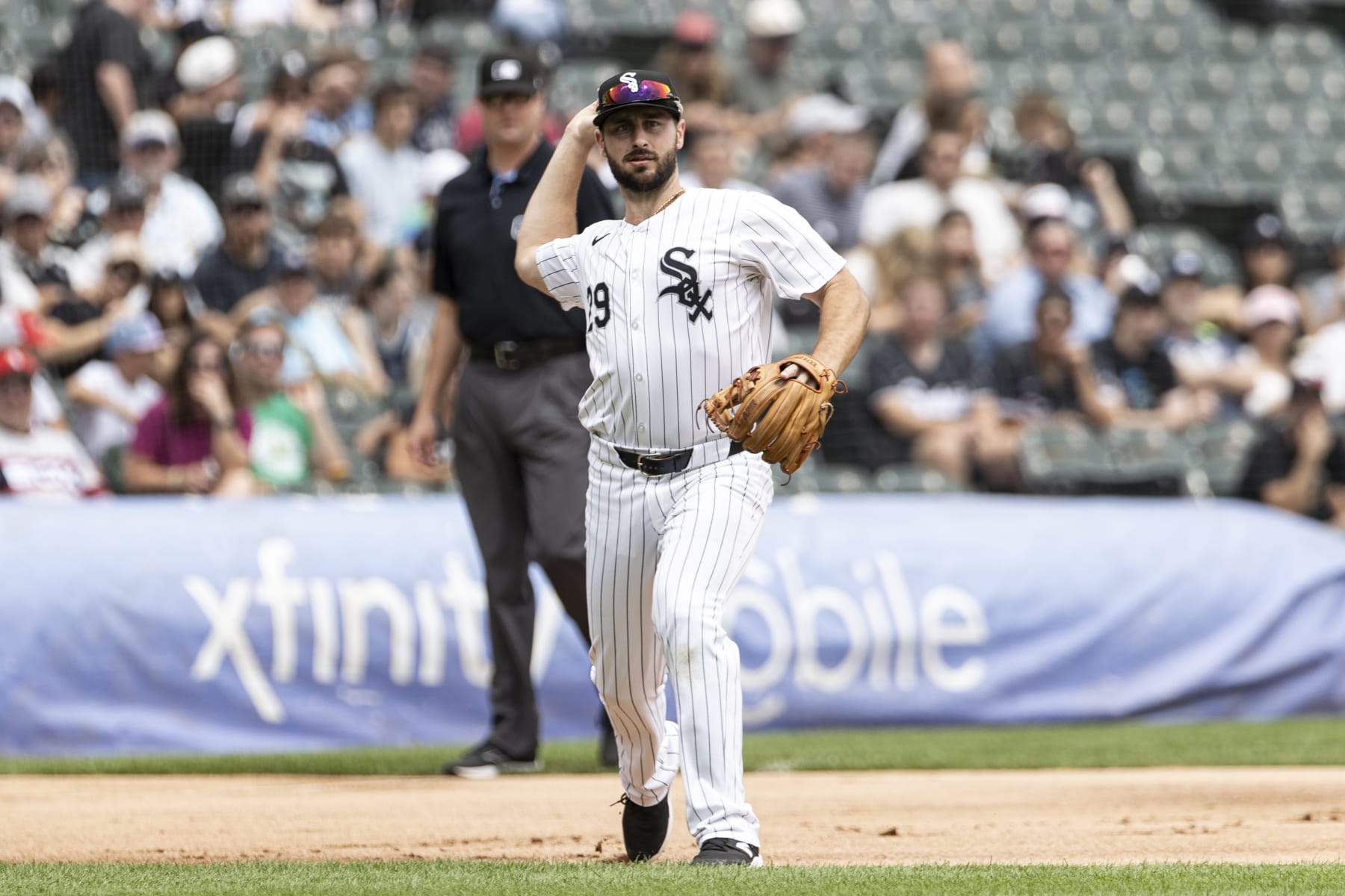 CHICAGO, ILLINOIS - JULY 28: Paul DeJong #29 of the Chicago White Sox throws towards first base for an out in the first inning against the Seattle Mariners at Guaranteed Rate Field on July 28, 2024 in Chicago, Illinois. (Photo by Griffin Quinn/Getty Images)