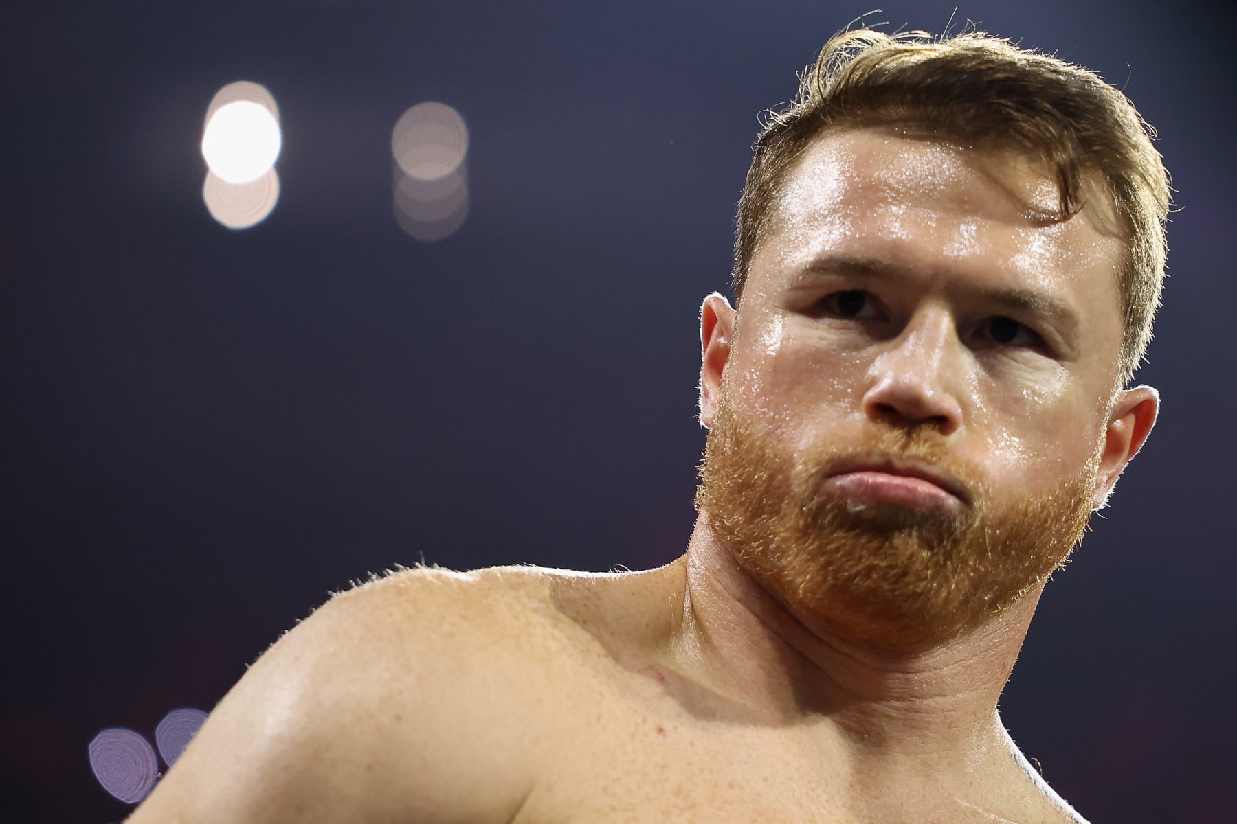 LAS VEGAS, NEVADA - MAY 04: Canelo Alvarez fights Jaime Munguia during their undisputed super middleweight championship fight at T-Mobile Arena on May 04, 2024 in Las Vegas, Nevada. Alvarez retained his titles in a unanimous decision.  (Photo by Christian Petersen/Getty Images)