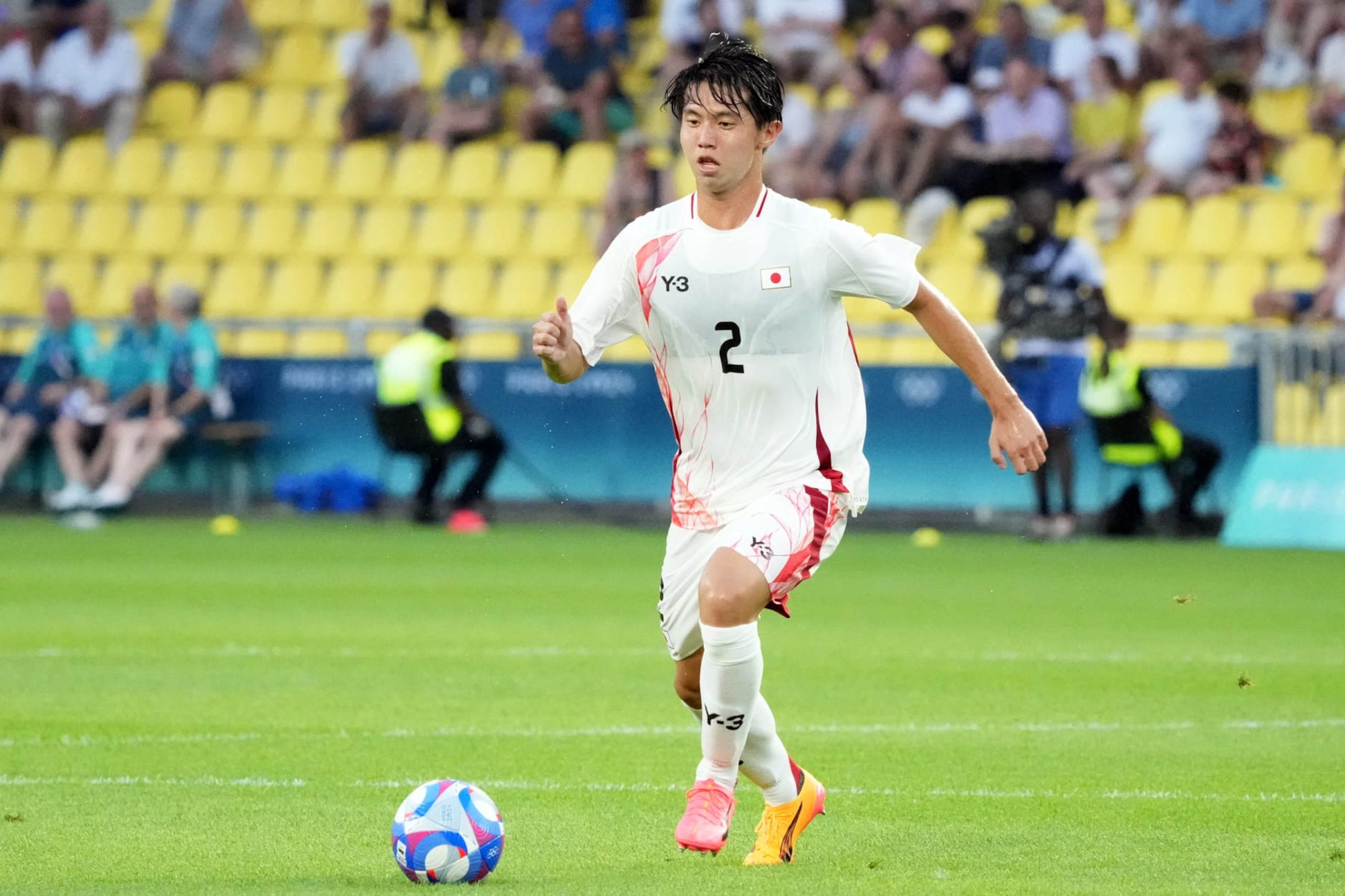 NANTES, FRANCE - JULY 30: Kaito Suzuki of Japan in action during the Men's group D match between Israel and Japan during the Olympic Games Paris 2024 at Stade de la Beaujoire on July 30, 2024 in Nantes, France. (Photo by Koji Watanabe/Getty Images)