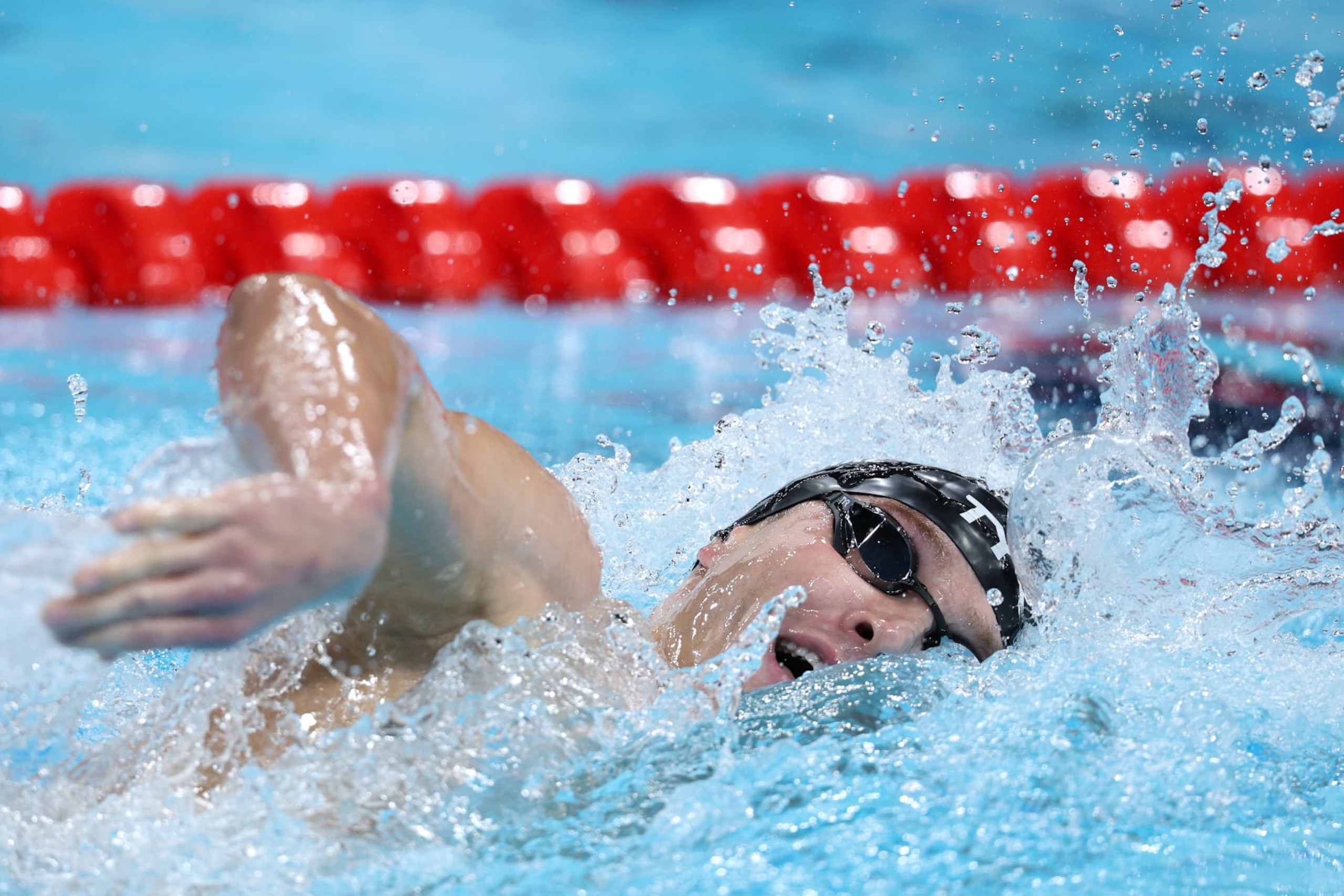 NANTERRE, FRANCE - AUGUST 04: Bobby Finke of Team United States competes in the Men's 1500m Freestyle Final on day nine of the Olympic Games Paris 2024 at Paris La Defense Arena on August 04, 2024 in Nanterre, France. (Photo by Adam Pretty/Getty Images) NANTERRE, FRANCE - AUGUST 04: Bobby Finke of Team United States competes in the Men's 1500m Freestyle Final on day nine of the Olympic Games Paris 2024 at Paris La Defense Arena on August 04, 2024 in Nanterre, France. (Photo by Adam Pretty/Getty Images)