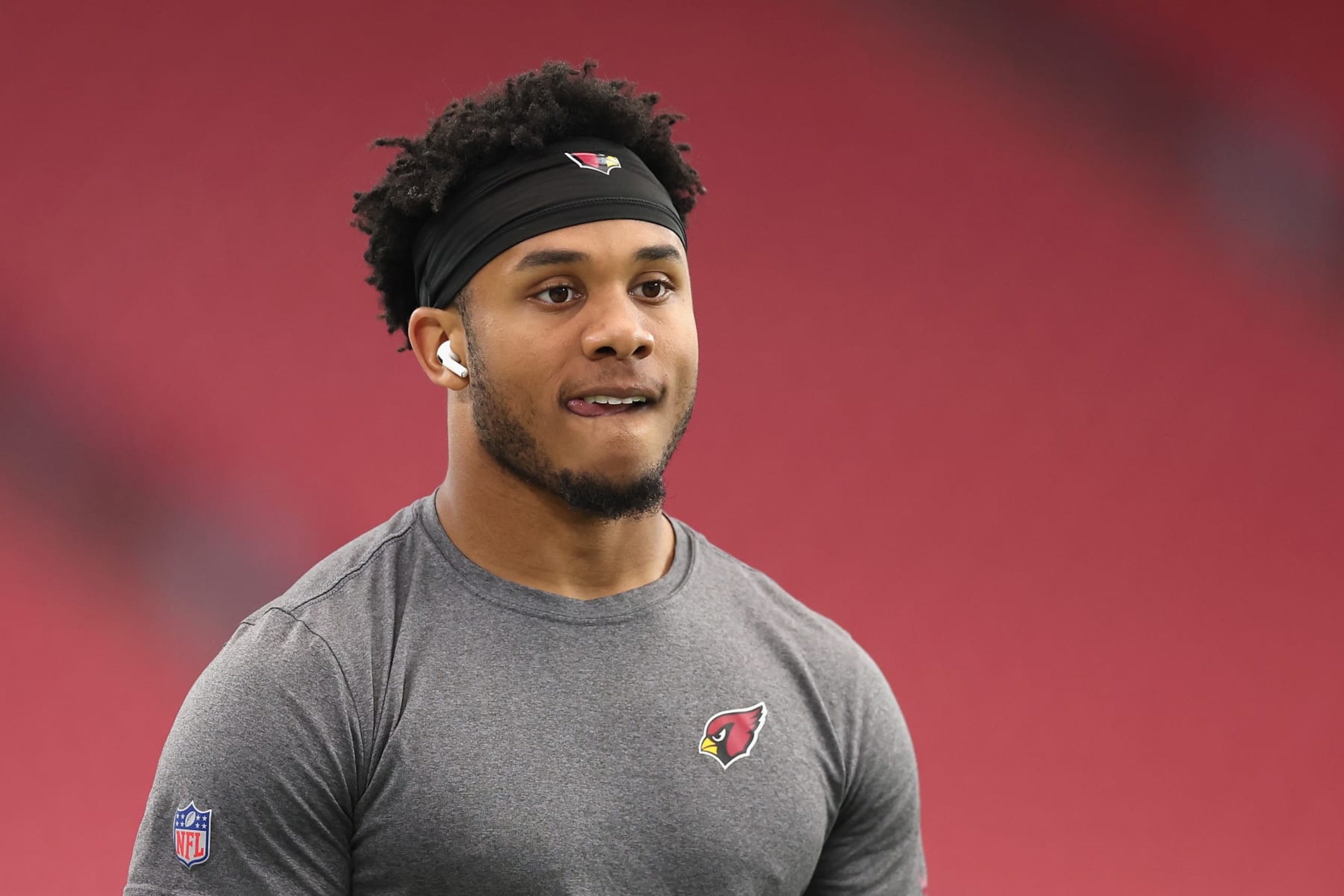 GLENDALE, ARIZONA - NOVEMBER 26: Wide receiver Rondale Moore #4 of the Arizona Cardinals warms up before the NFL game against the Los Angeles Rams at State Farm Stadium on November 26, 2023 in Glendale, Arizona. The Rams defeated the Cardinals 37-14. (Photo by Christian Petersen/Getty Images) GLENDALE, ARIZONA - NOVEMBER 26: Wide receiver Rondale Moore #4 of the Arizona Cardinals warms up before the NFL game against the Los Angeles Rams at State Farm Stadium on November 26, 2023 in Glendale, Arizona. The Rams defeated the Cardinals 37-14. (Photo by Christian Petersen/Getty Images)