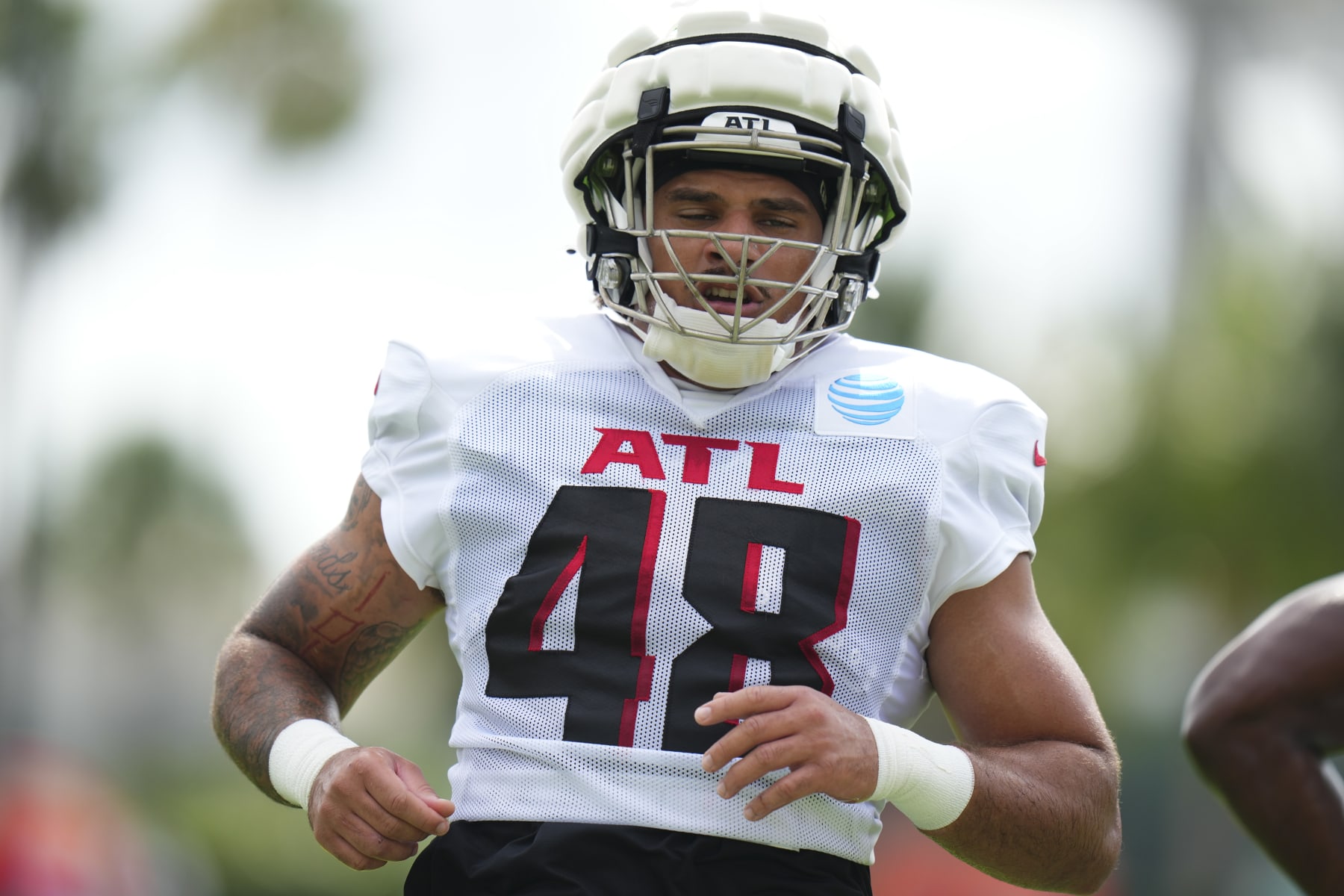 Falcons edge Bralen Trice