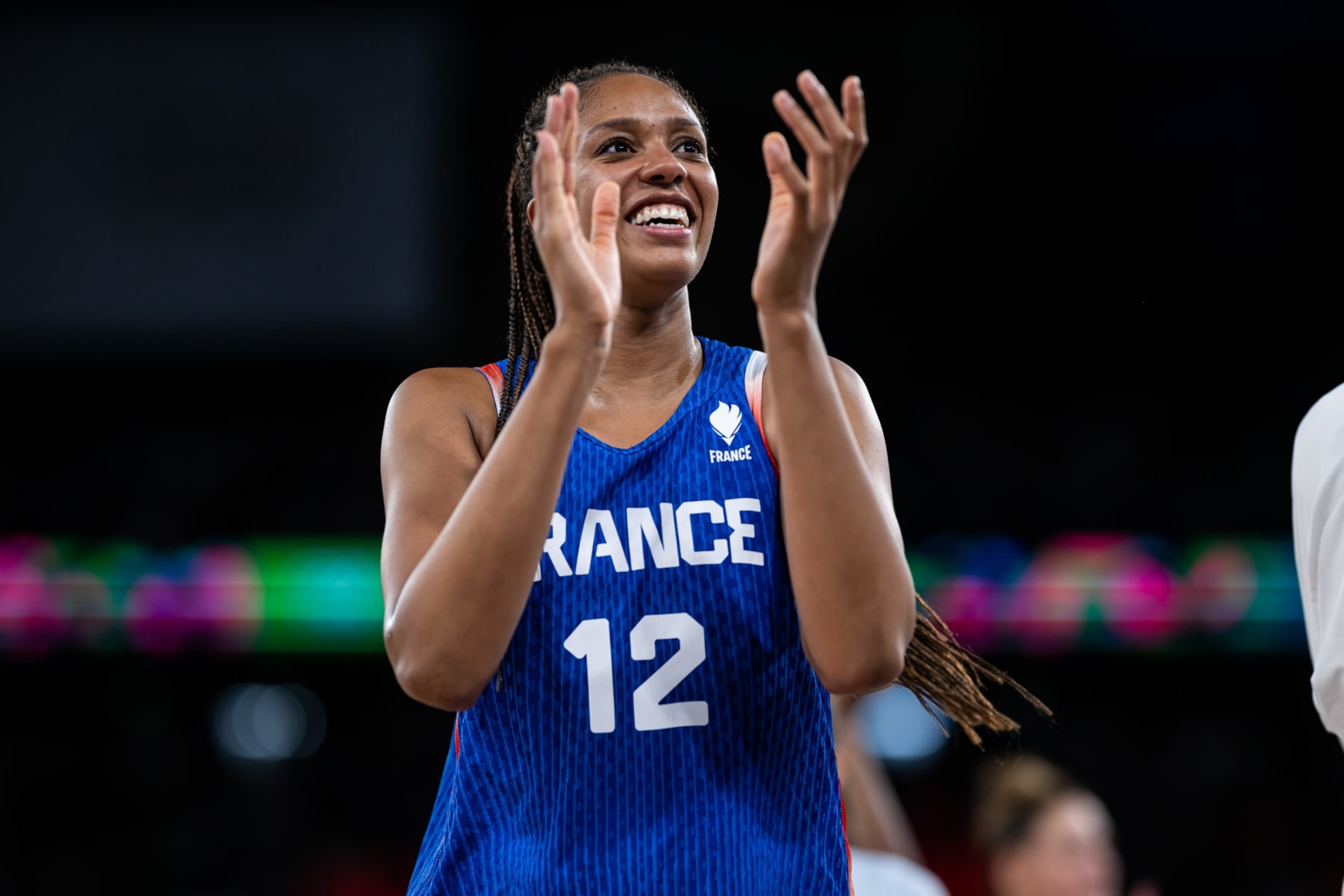 PARIS, FRANCE - AUGUST 07: Iliana Rupert of France celebrates victory after  women´s quarterfinal match between Germany and France  on day twelve of the Olympic Games Paris 2024 at Bercy Arena on August 07, 2024 in Paris, France. (Photo by Marvin Ibo Guengoer - GES Sportfoto/Getty Images)
