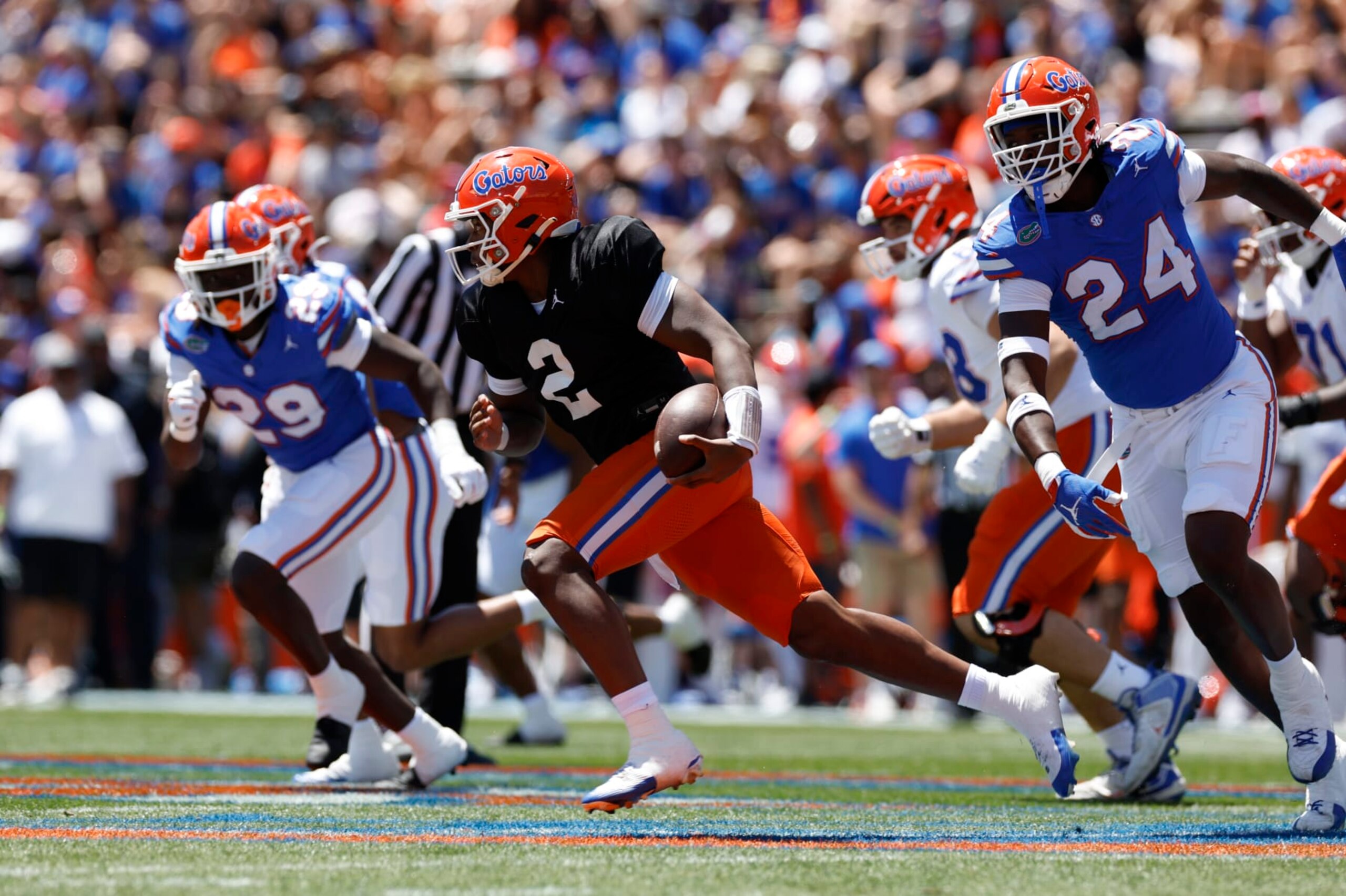 GAINESVILLE, FL - APRIL 13: Florida Gators quarterback DJ Lagway (2) runs with the ball during the Florida Spring Game on April 13, 2024 at Ben Hill Griffin Stadium in Gainesville, Fl. (Photo by David Rosenblum/Icon Sportswire via Getty Images)
