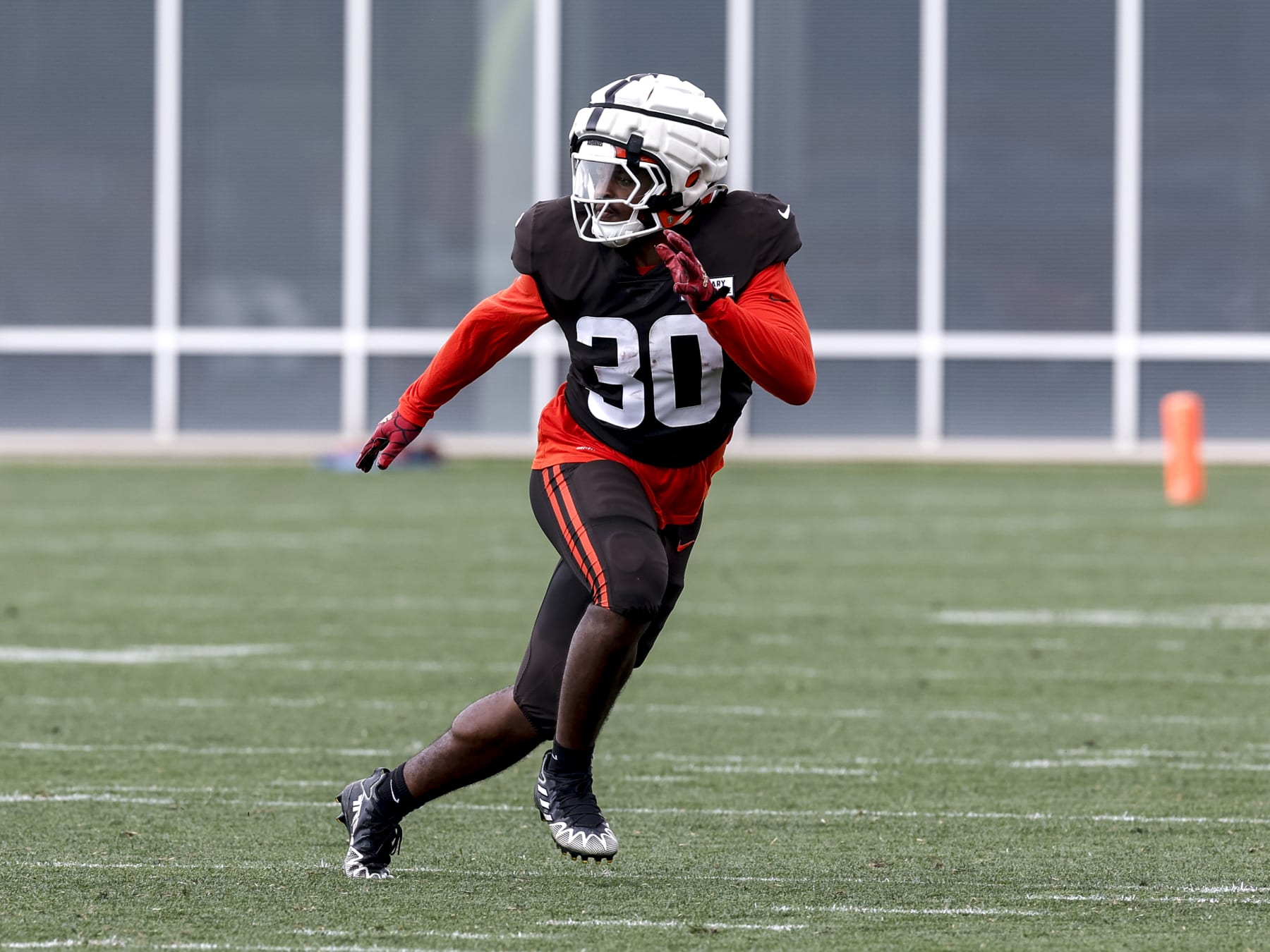 BEREA, OH - AUGUST 05: Linebacker Devin Bush #30 of the Cleveland Browns practices drills during Training Camp at their CrossCountry Mortgage Campus on August 5, 2024 in Berea, Ohio. (Photo by Don Juan Moore/Getty Images)