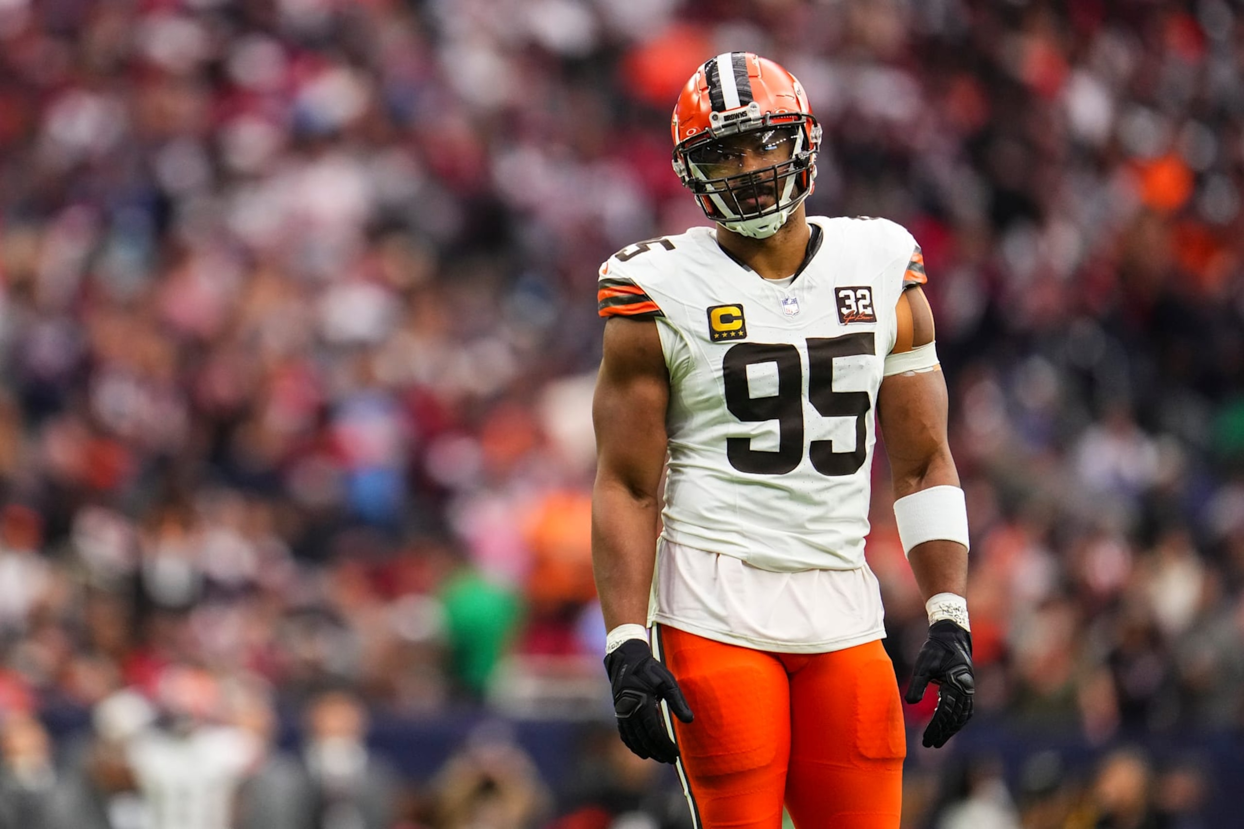 Browns edge Myles Garrett