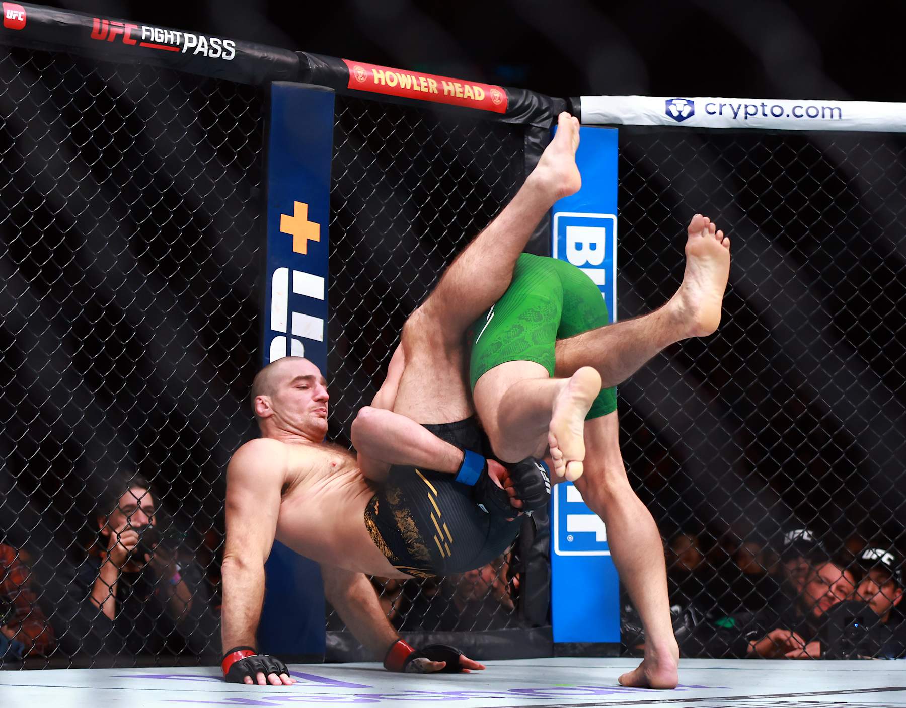 Du Plessis lands a takedown against Sean Strickland in January 2024.