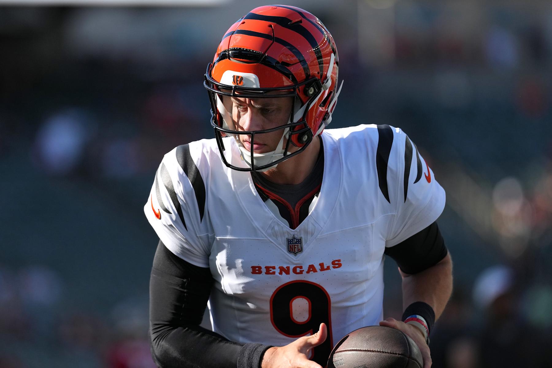CINCINNATI, OHIO - AUGUST 10: Quarterback Joe Burrow #9 of the Cincinnati Bengals warms up prior to preseason game against the Tampa Bay Buccaneers at Paycor Stadium on August 10, 2024 in Cincinnati, Ohio. (Photo by Jason Mowry/Getty Images)